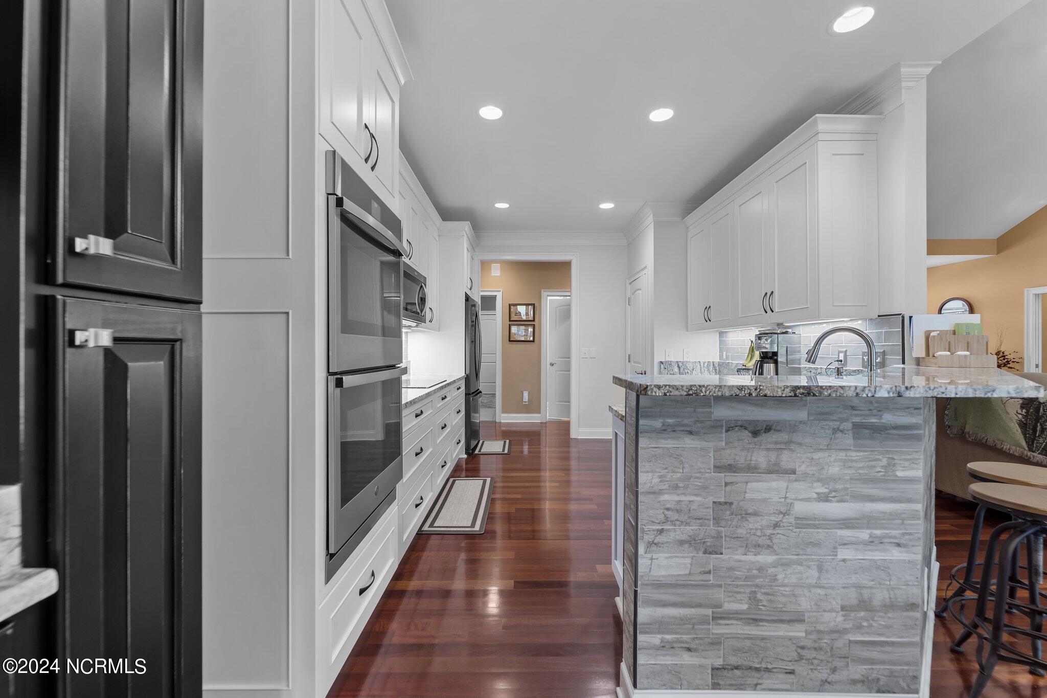 27 Deacon Palmer Place