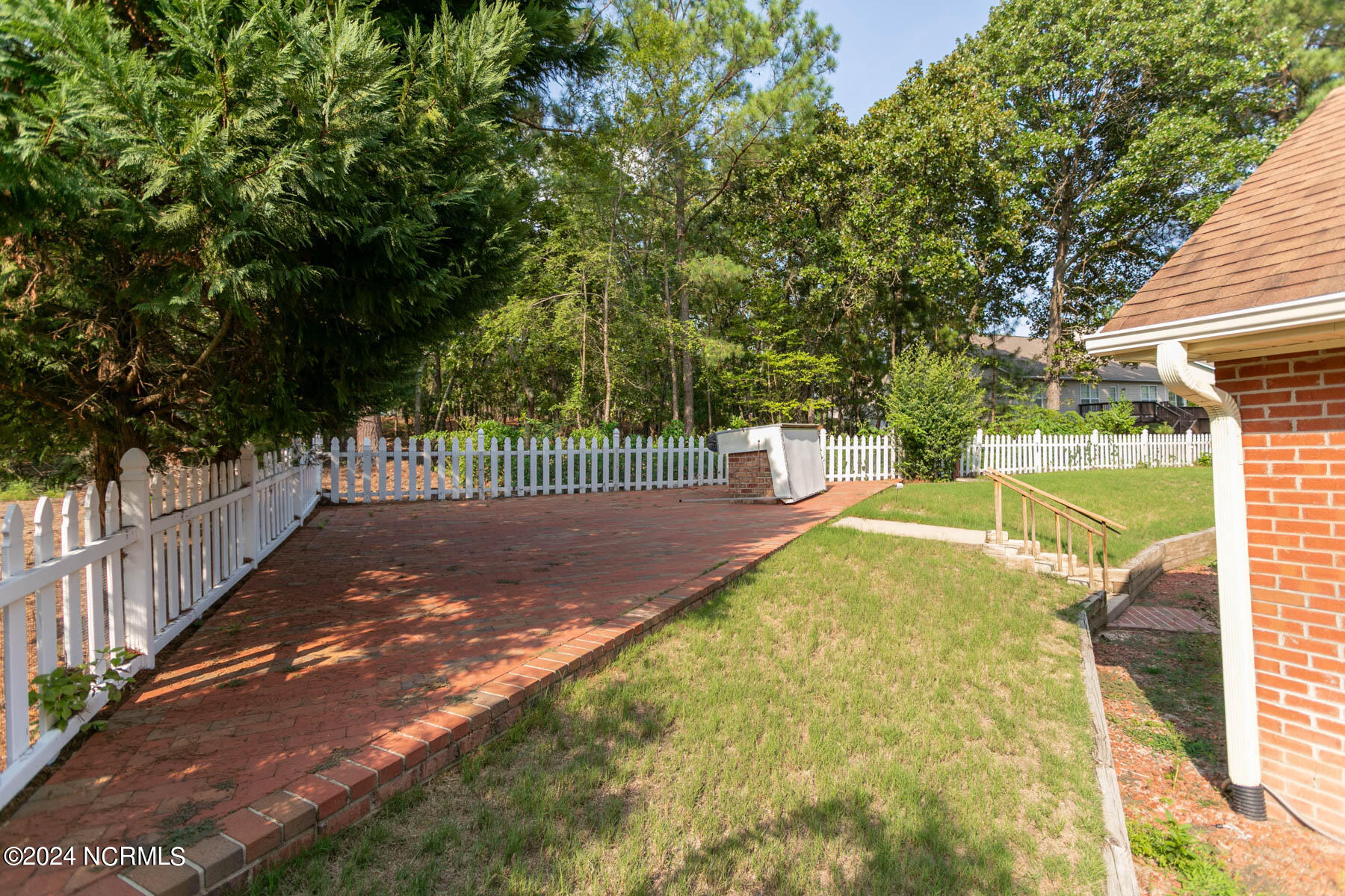 355 Pine Vista Drive