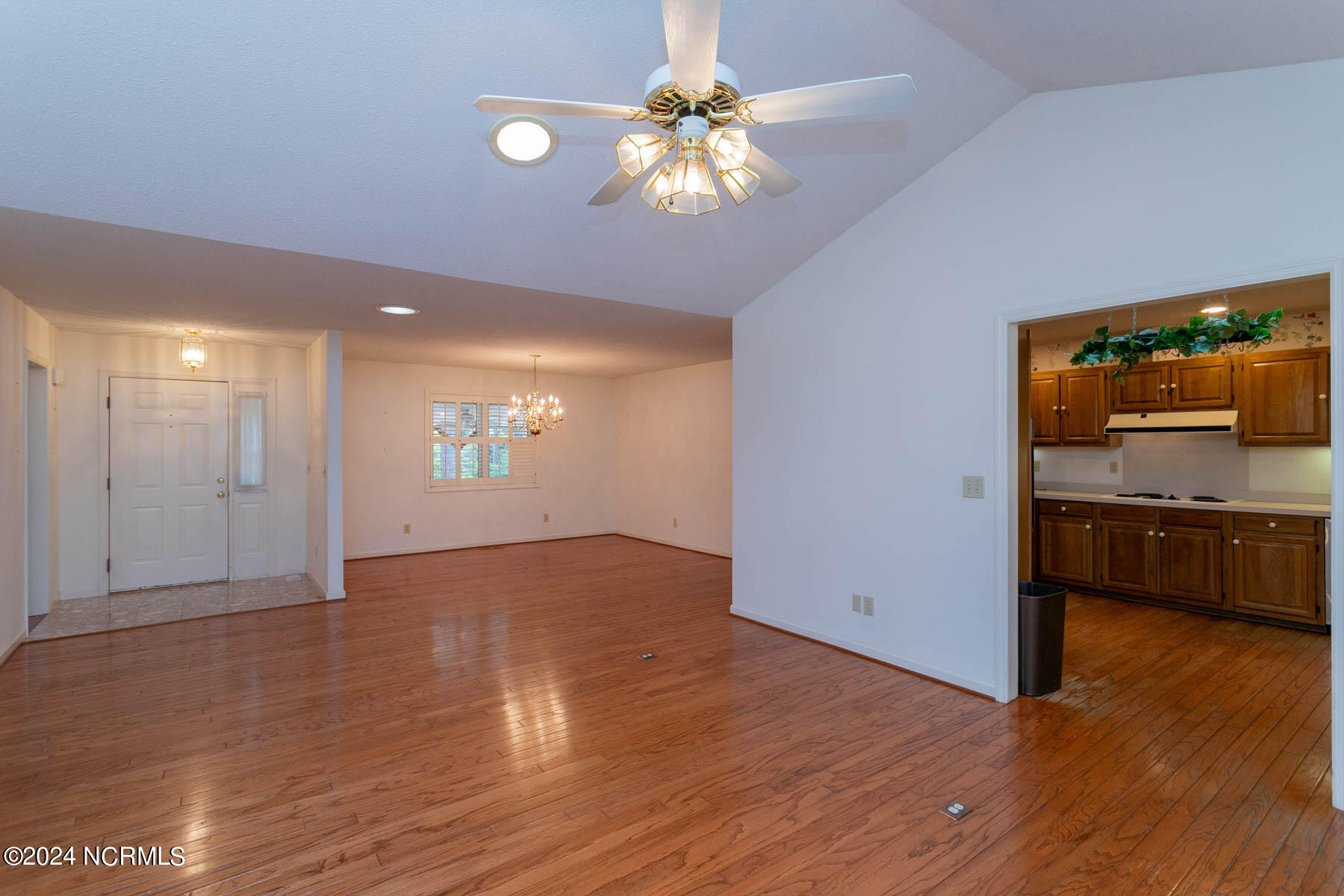 355 Pine Vista Drive