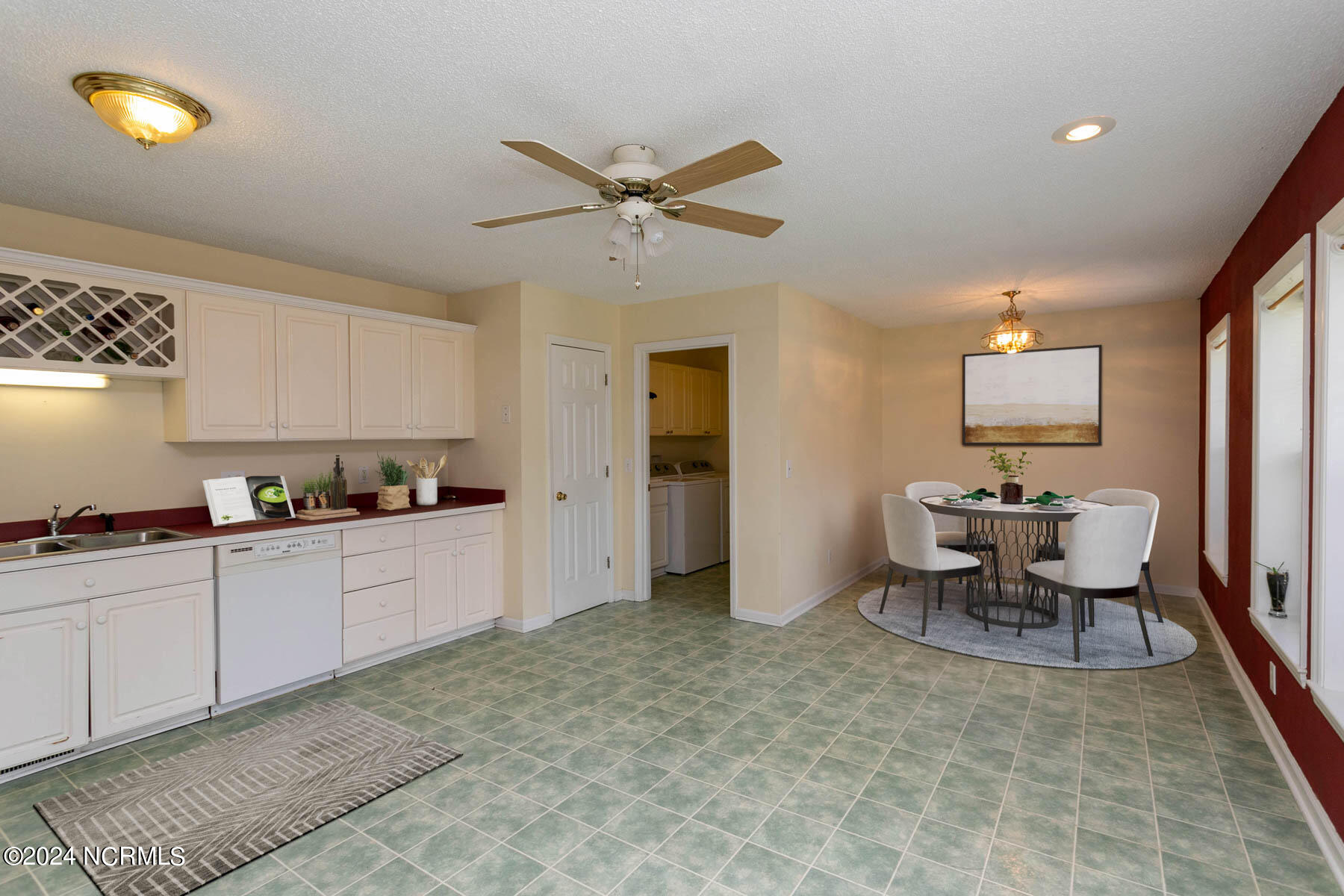 103 Pineneedle Drive