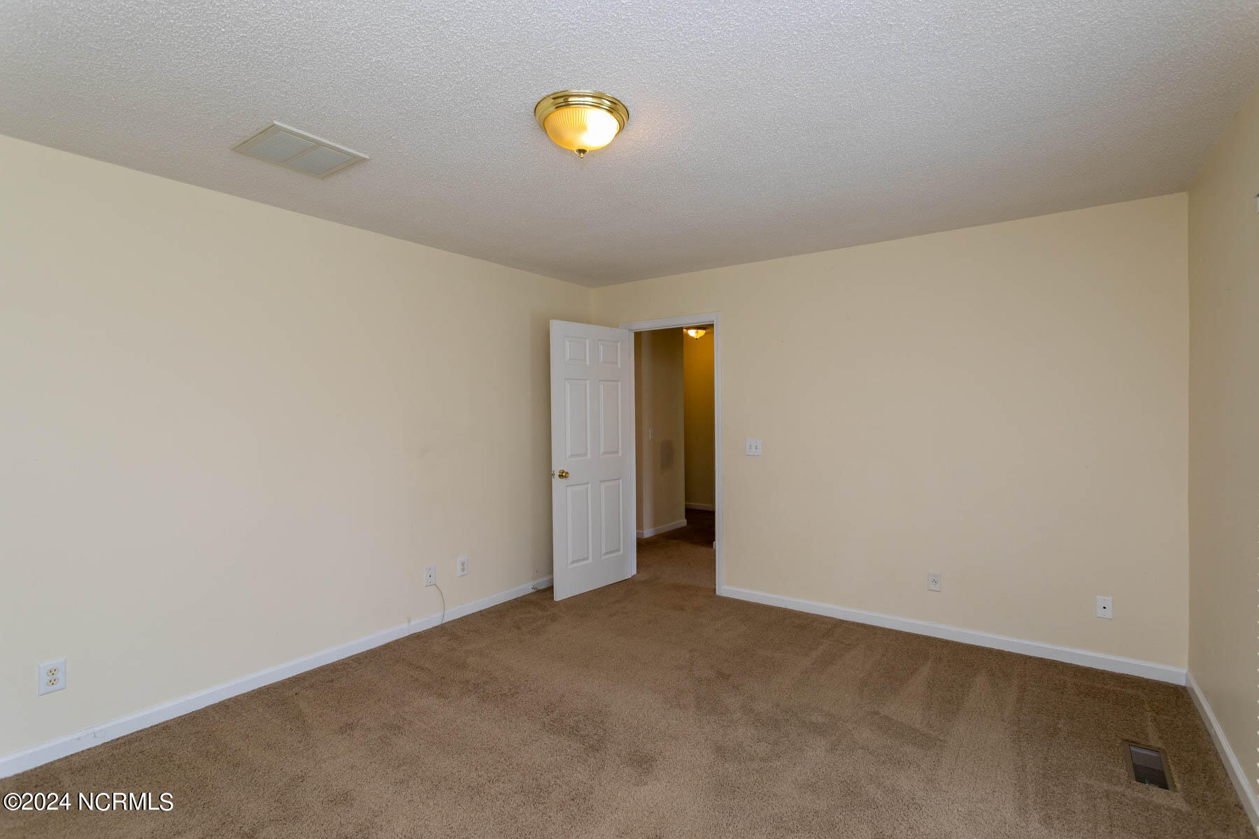 103 Pineneedle Drive