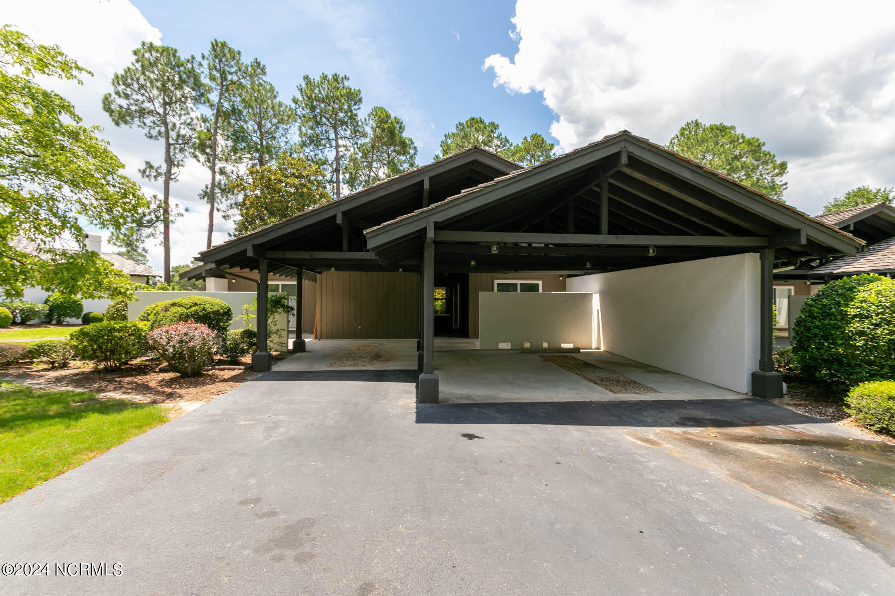 270 Mckenzie Road W, 51