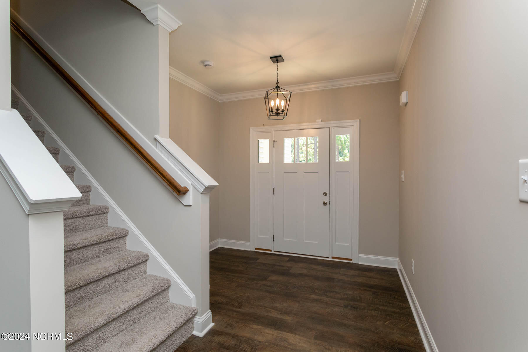 519 N Sycamore Street