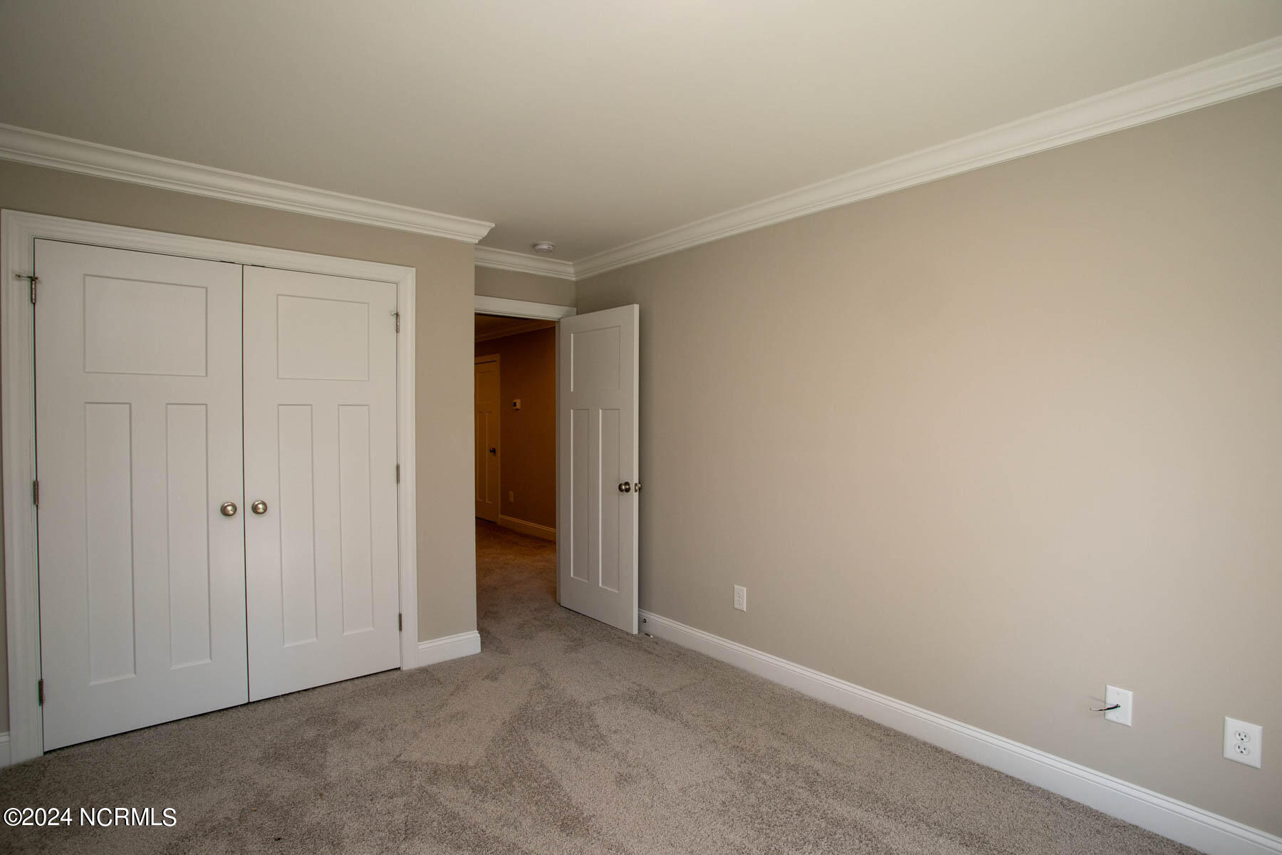 519 N Sycamore Street