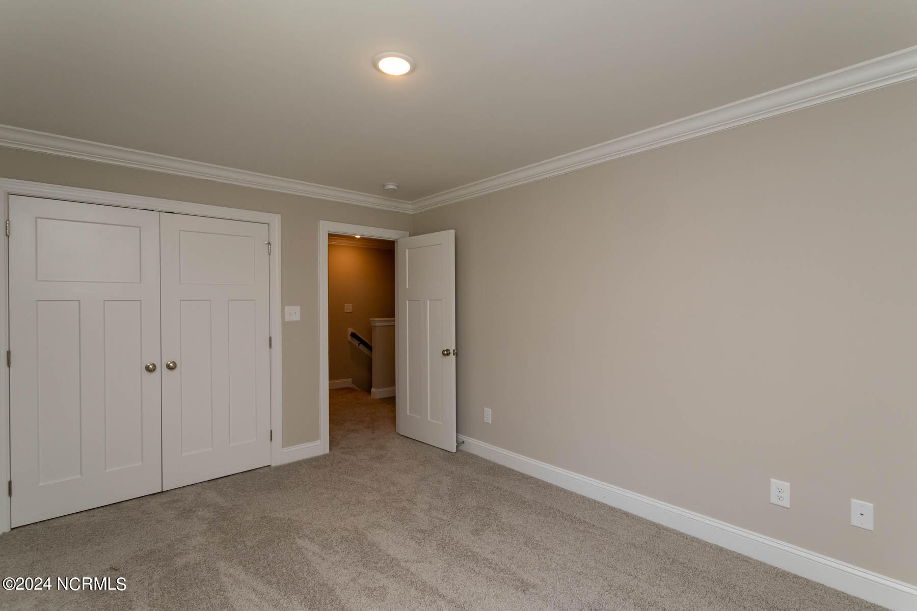 519 N Sycamore Street