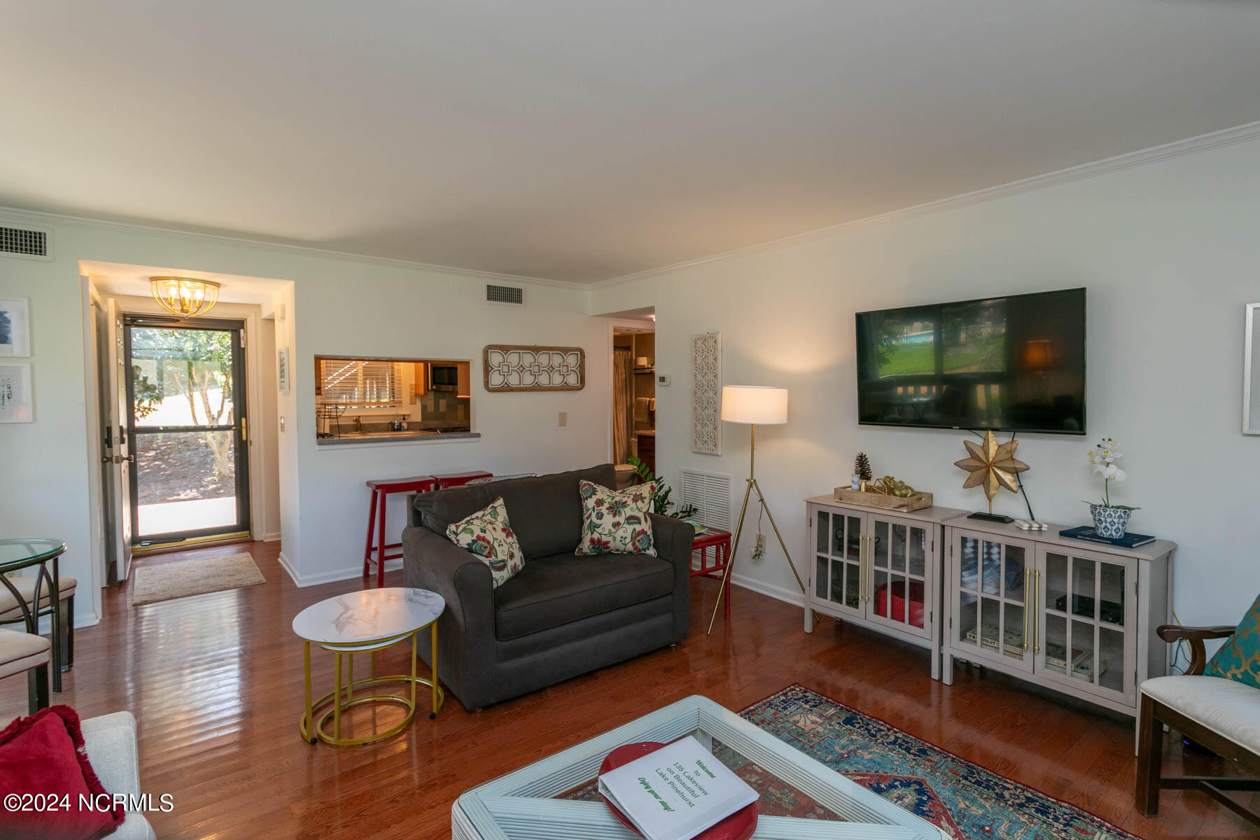 250 Sugar Gum Lane, 135