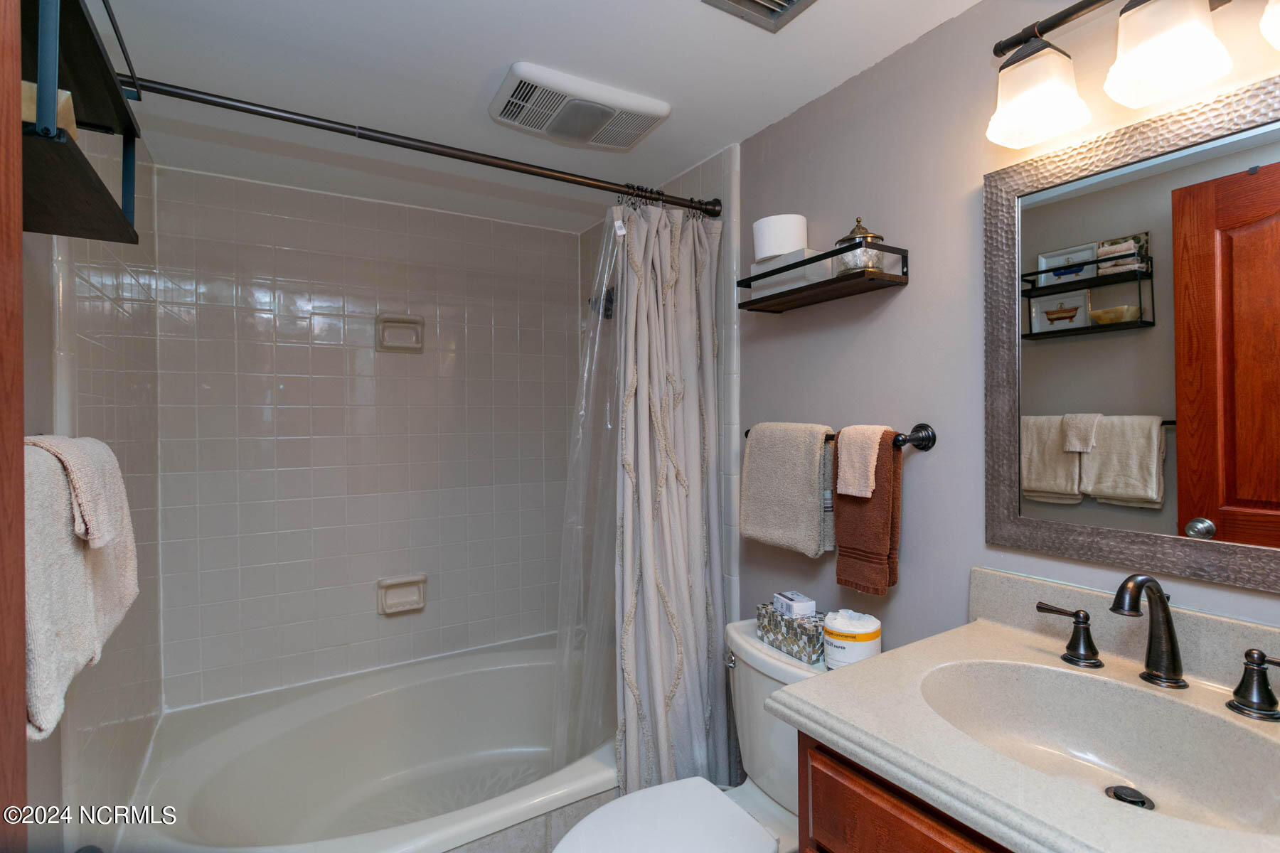 250 Sugar Gum Lane, 135