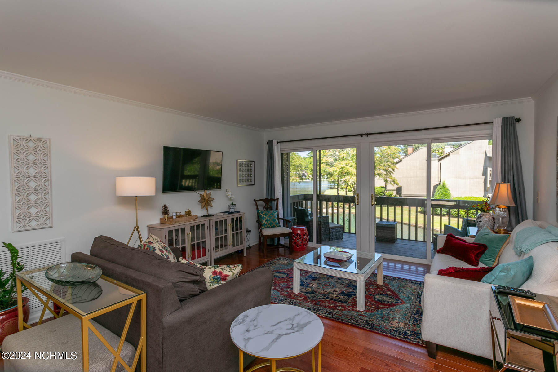 250 Sugar Gum Lane, 135