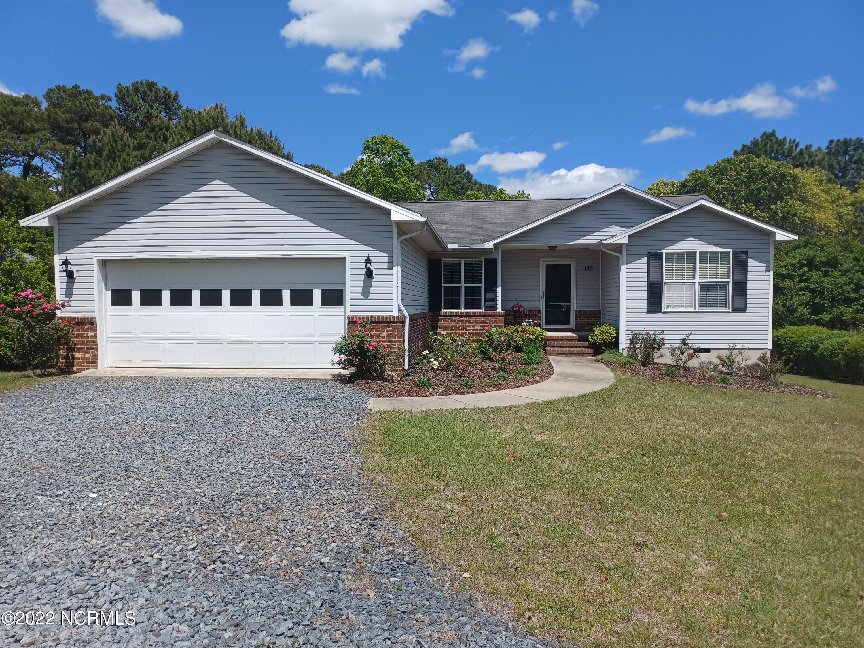 107 Roundtree Road