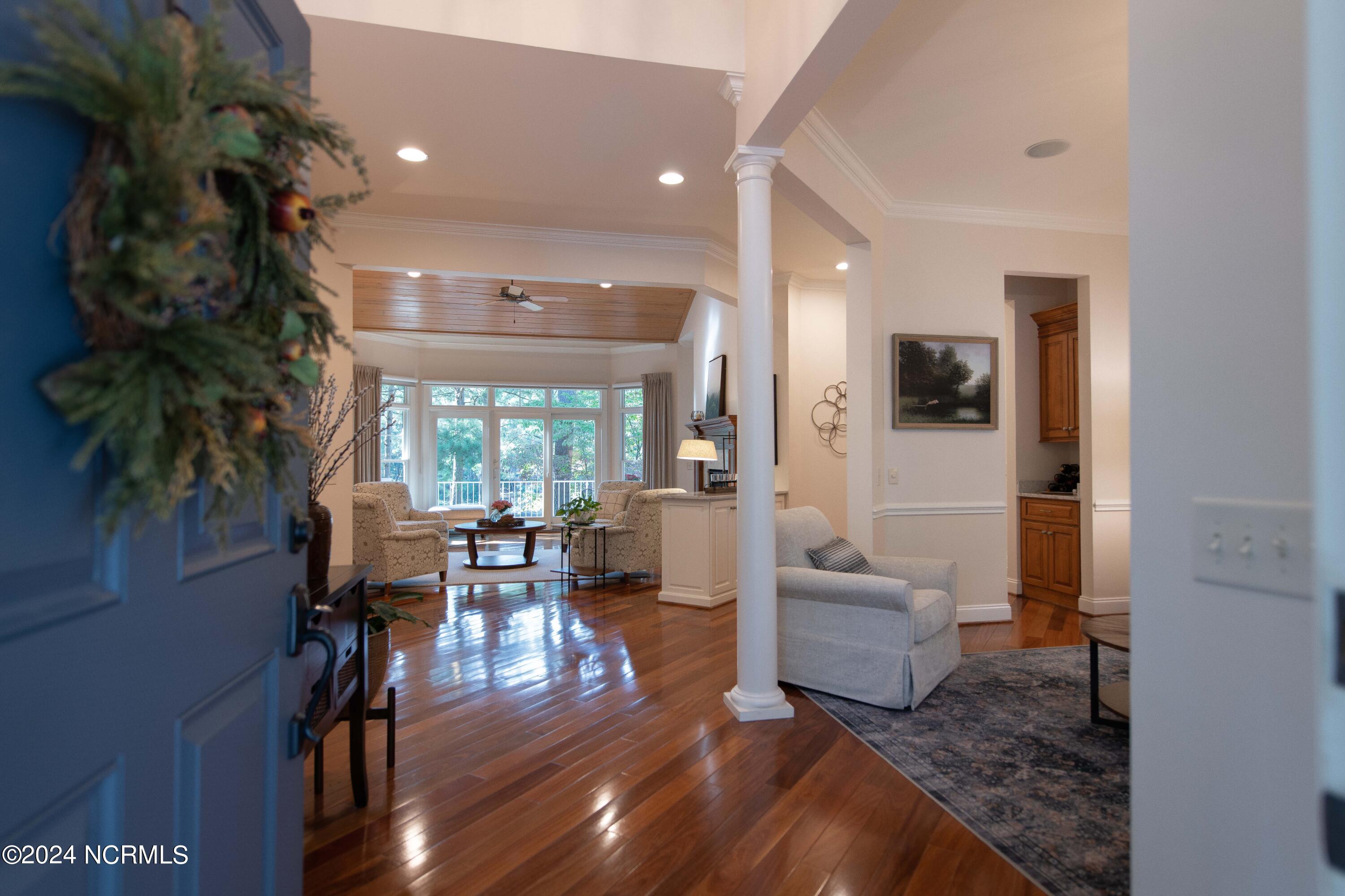 32 Loch Lomond Court