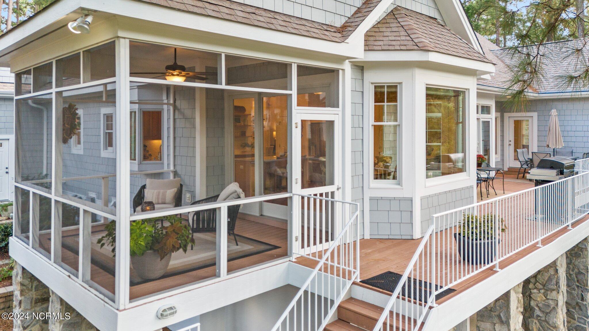 32 Loch Lomond Court