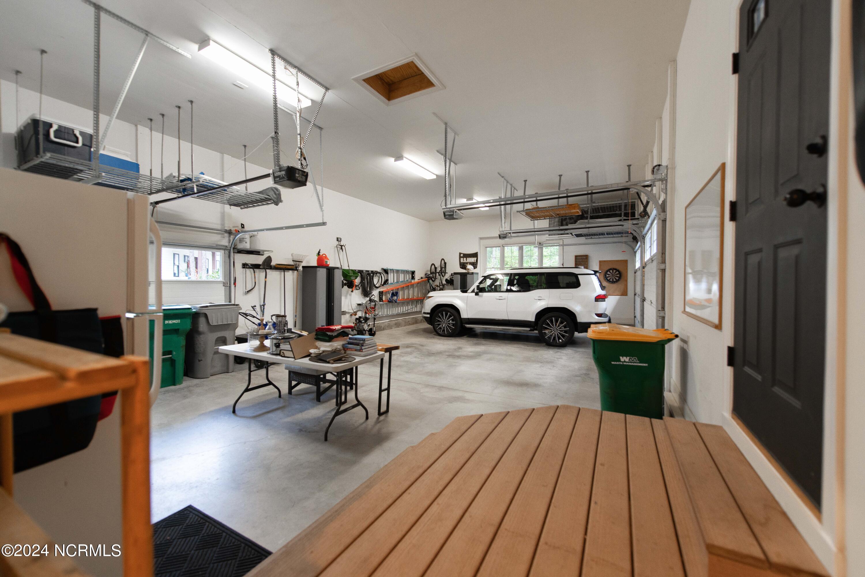 32 Loch Lomond Court