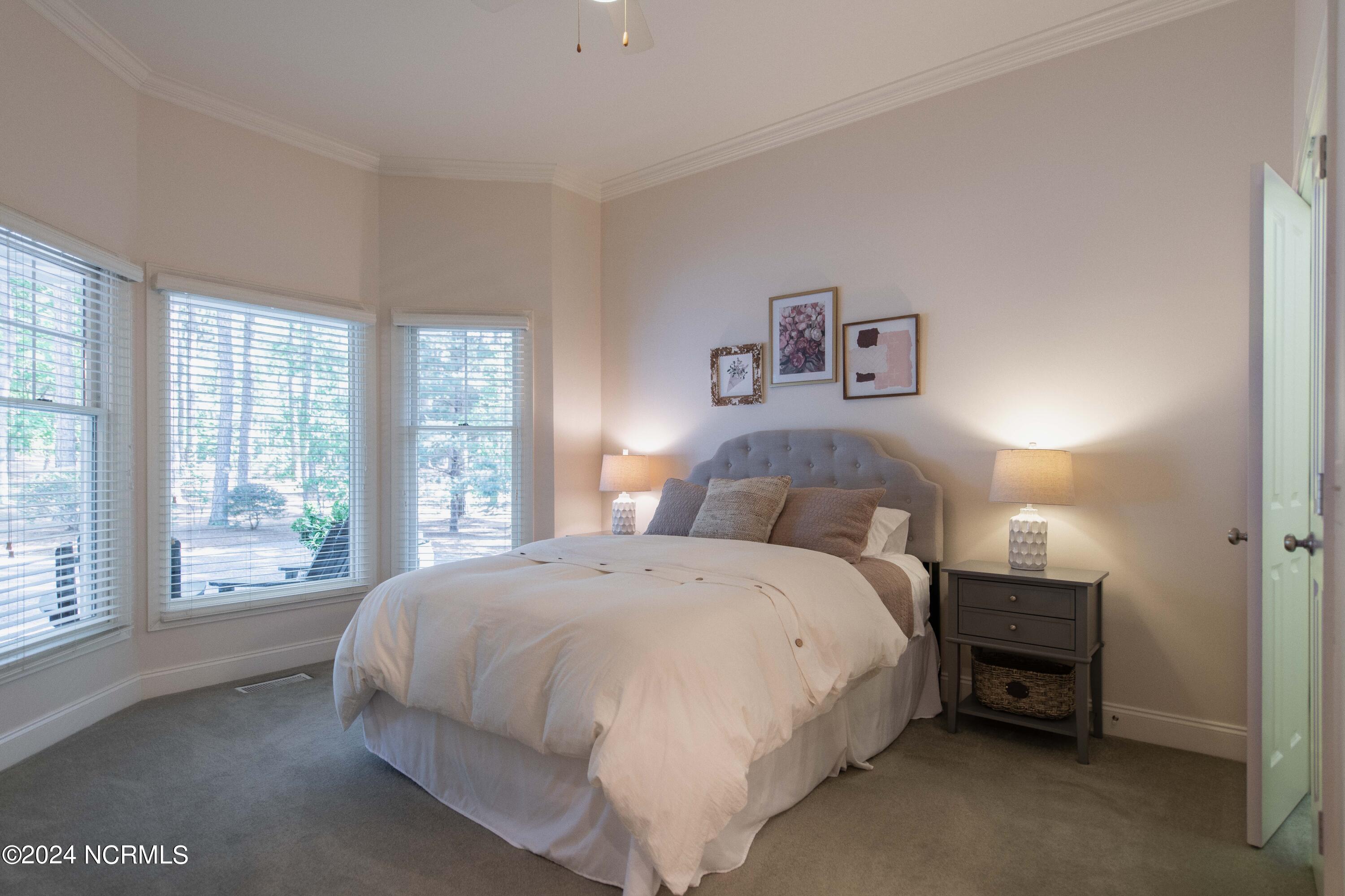 32 Loch Lomond Court