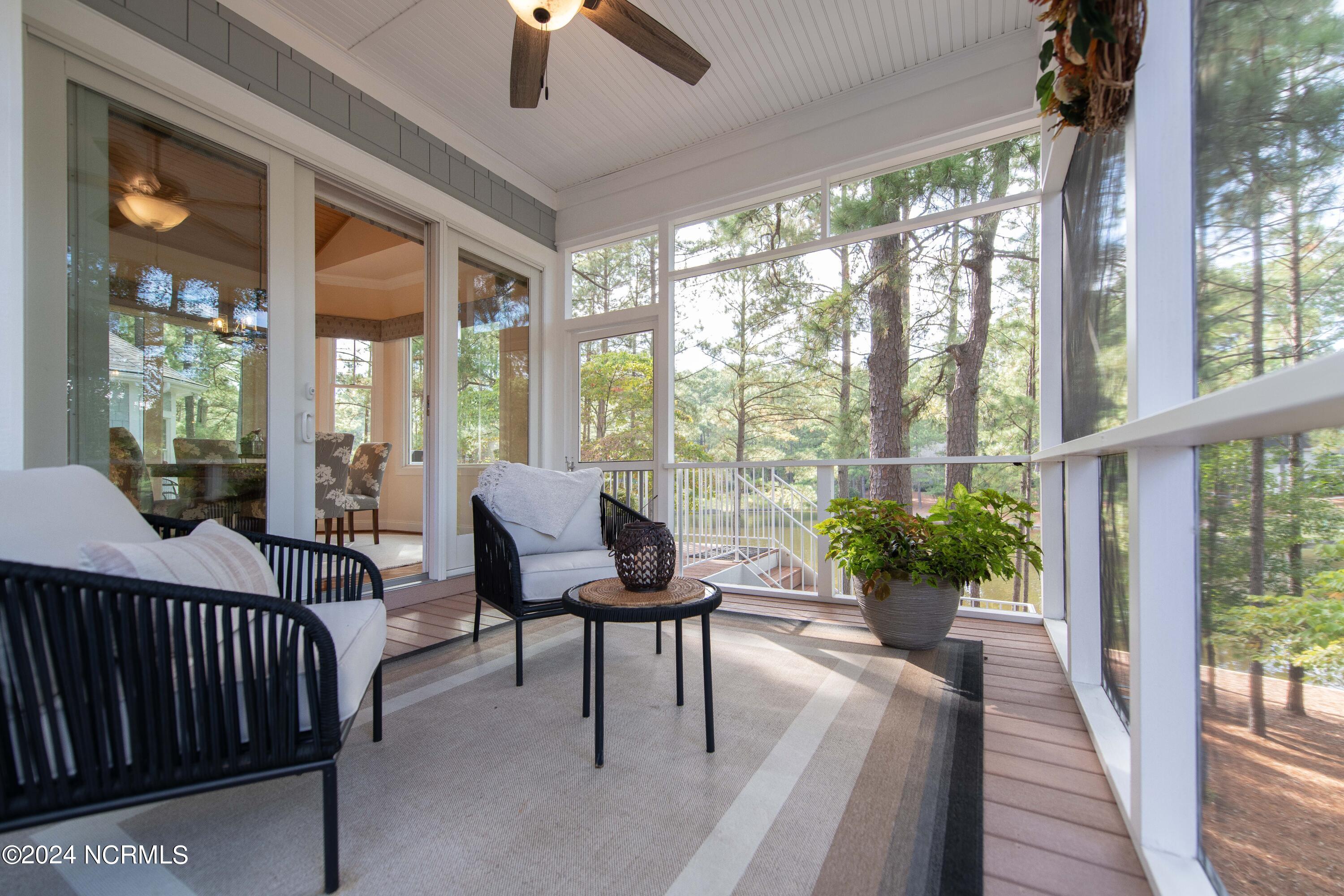 32 Loch Lomond Court