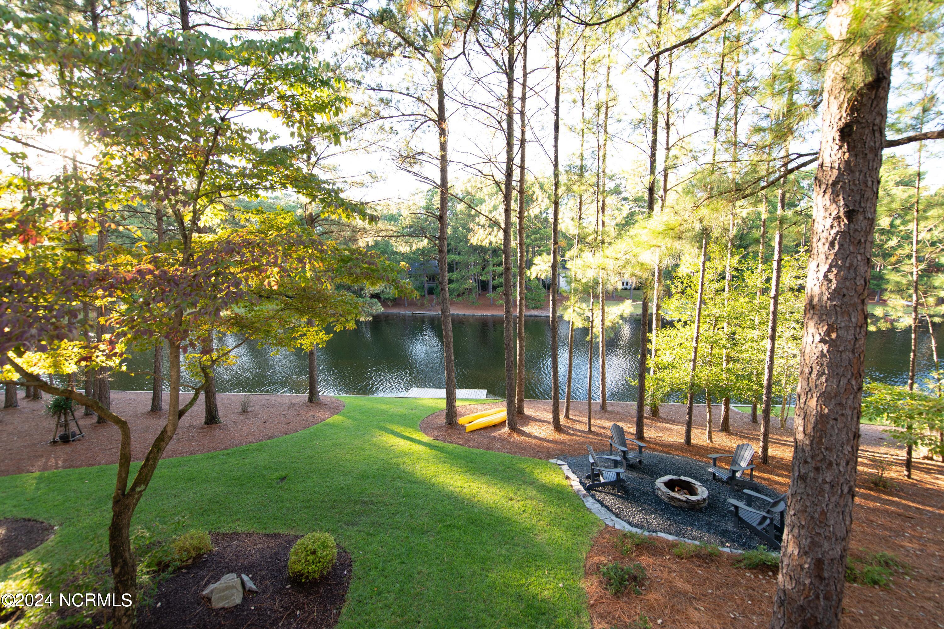 32 Loch Lomond Court
