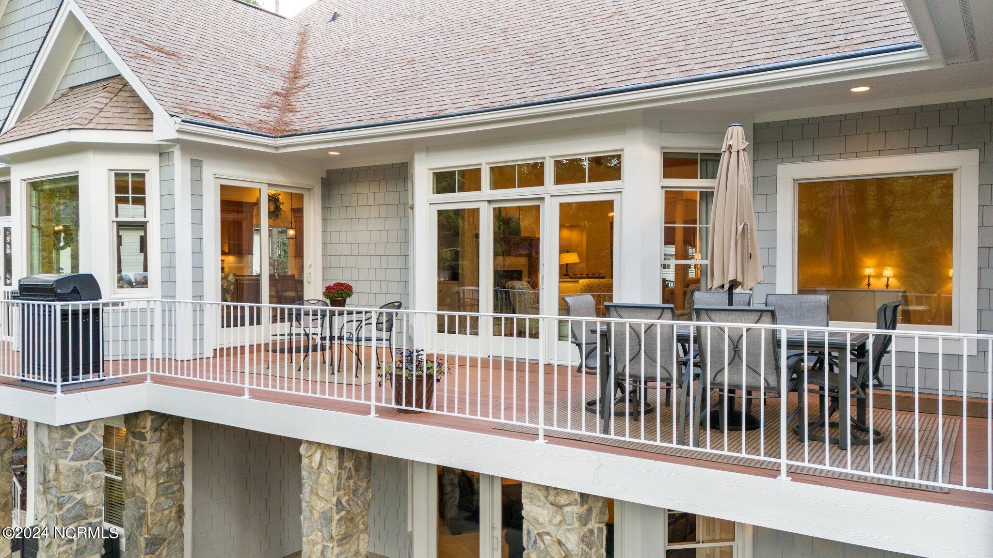 32 Loch Lomond Court