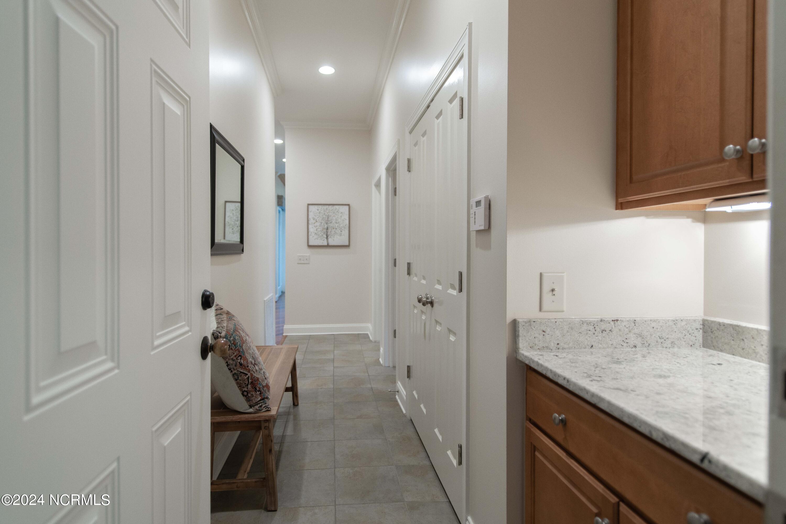 32 Loch Lomond Court