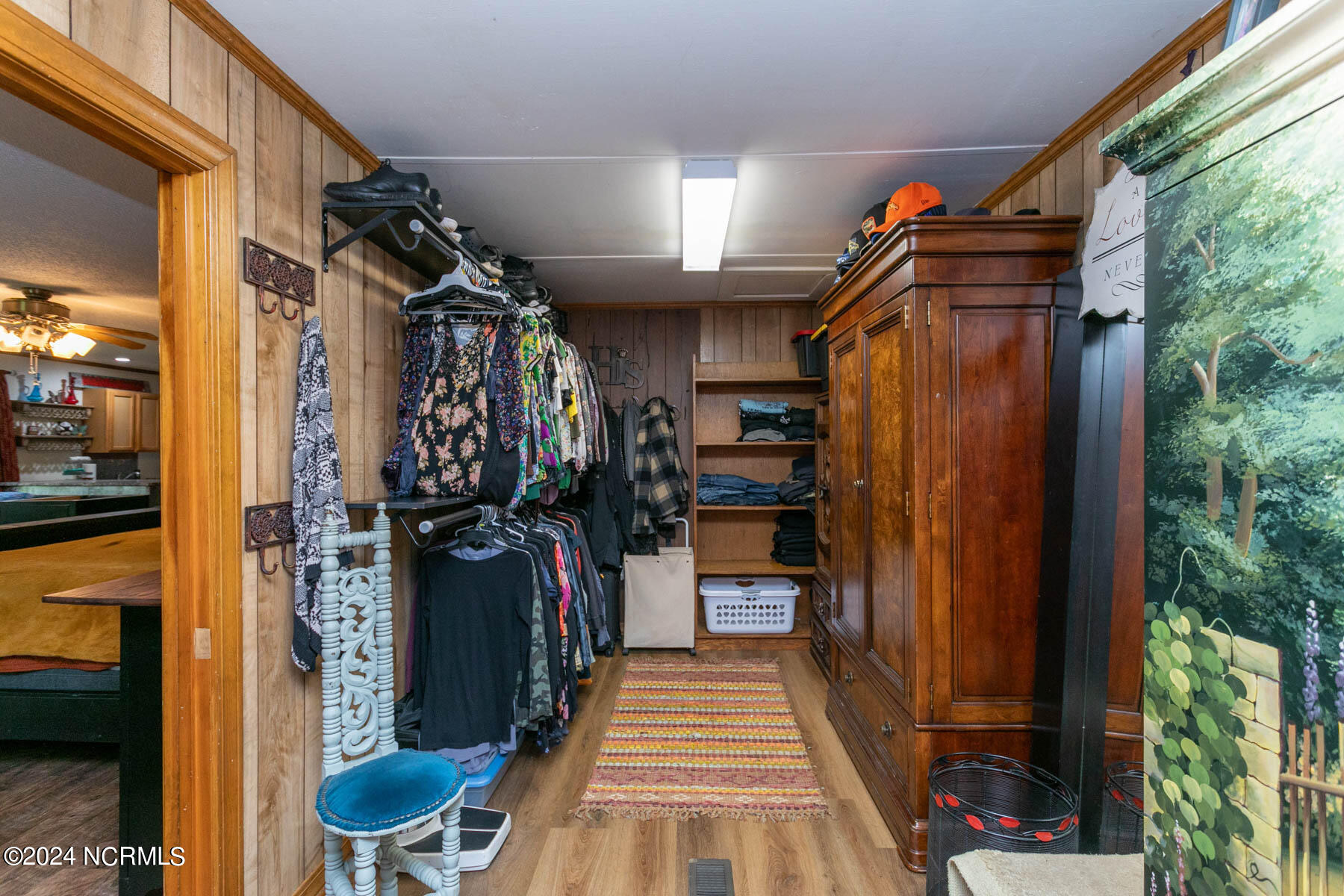 542 W College Street