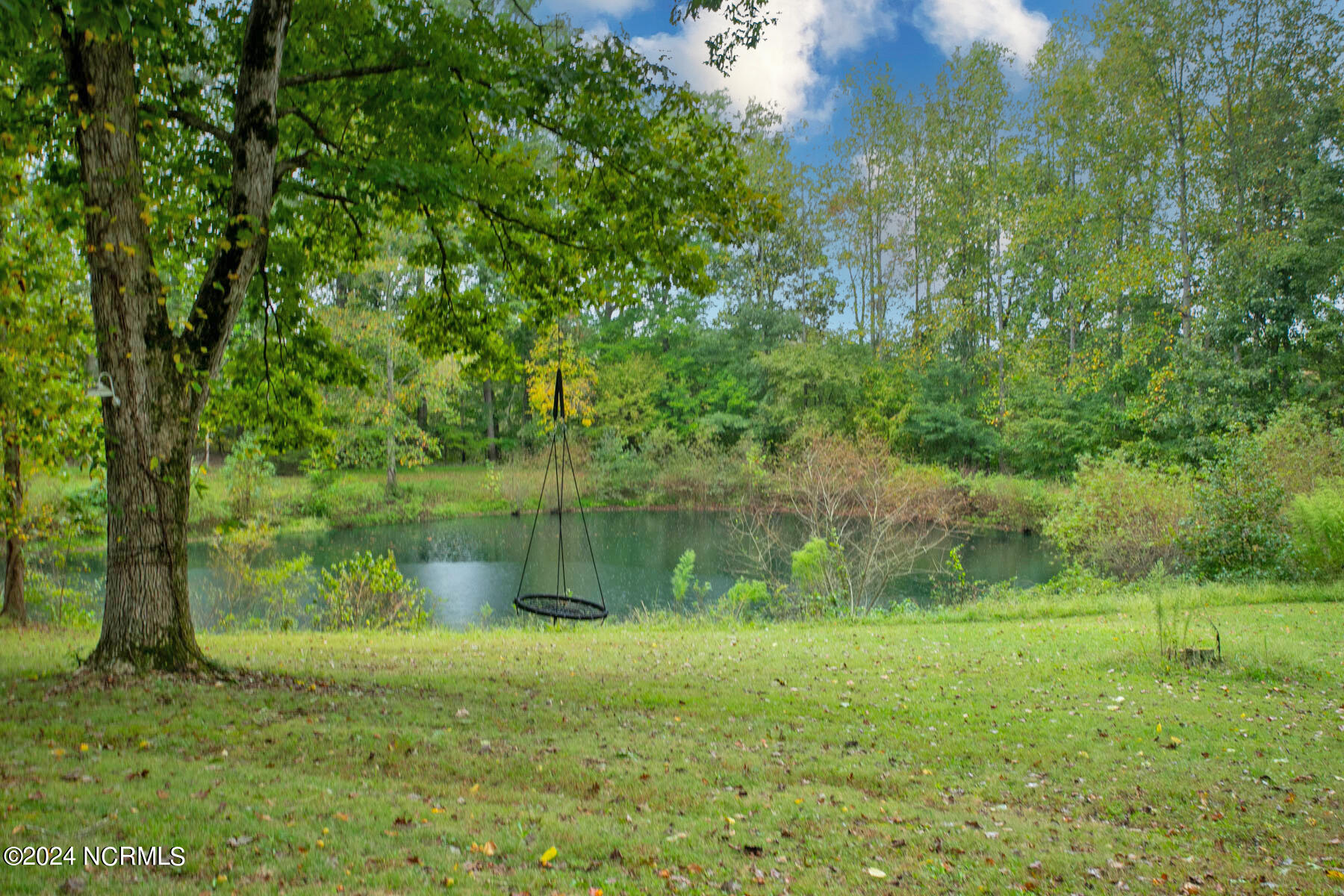 542 W College Street