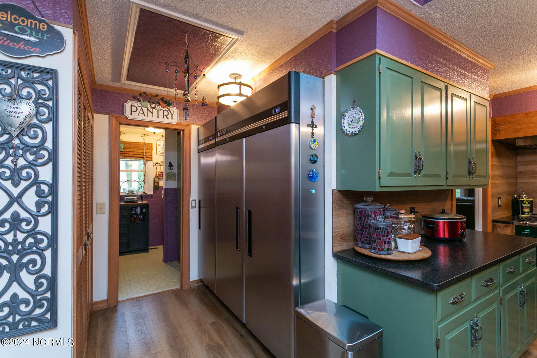 542 W College Street