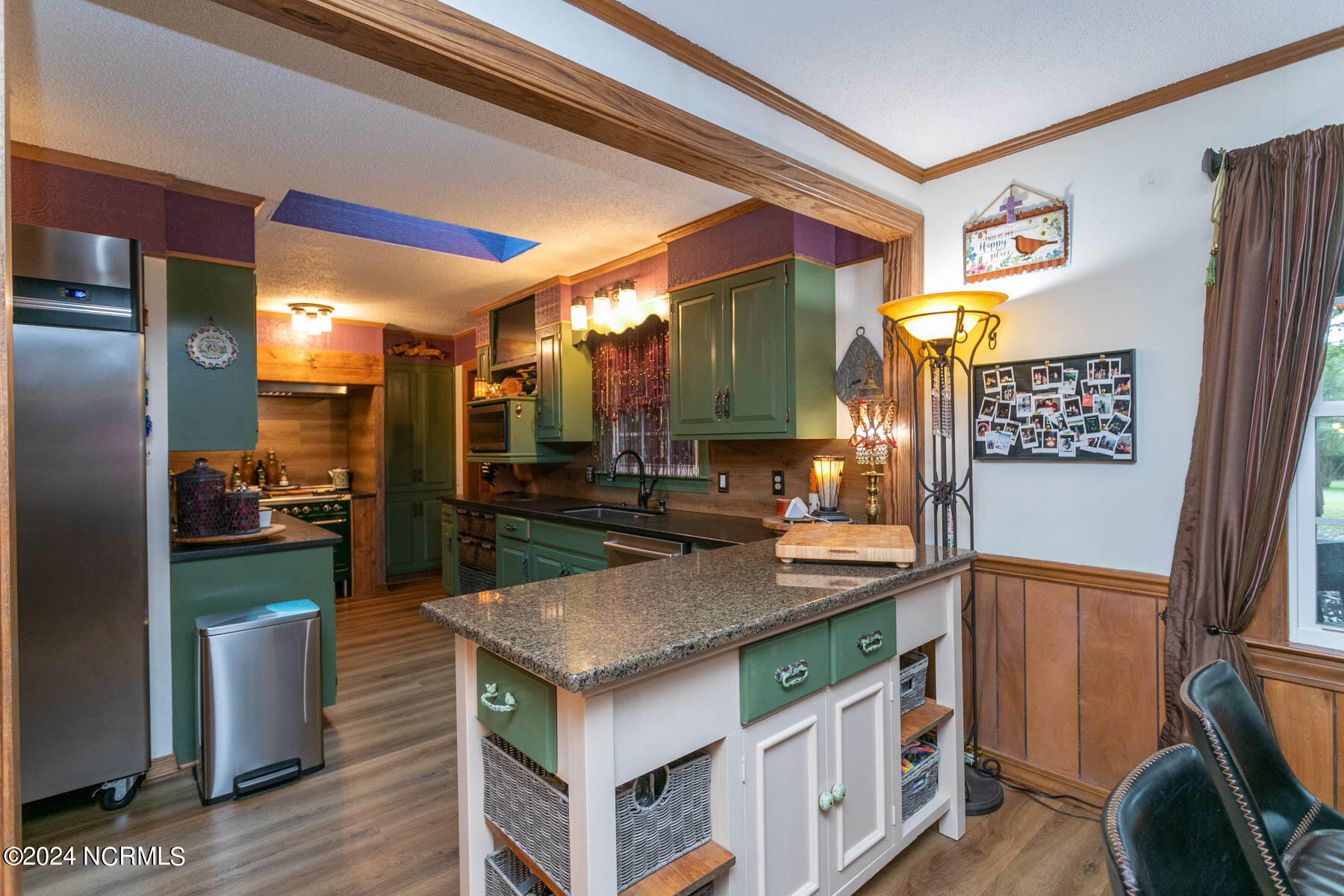 542 W College Street