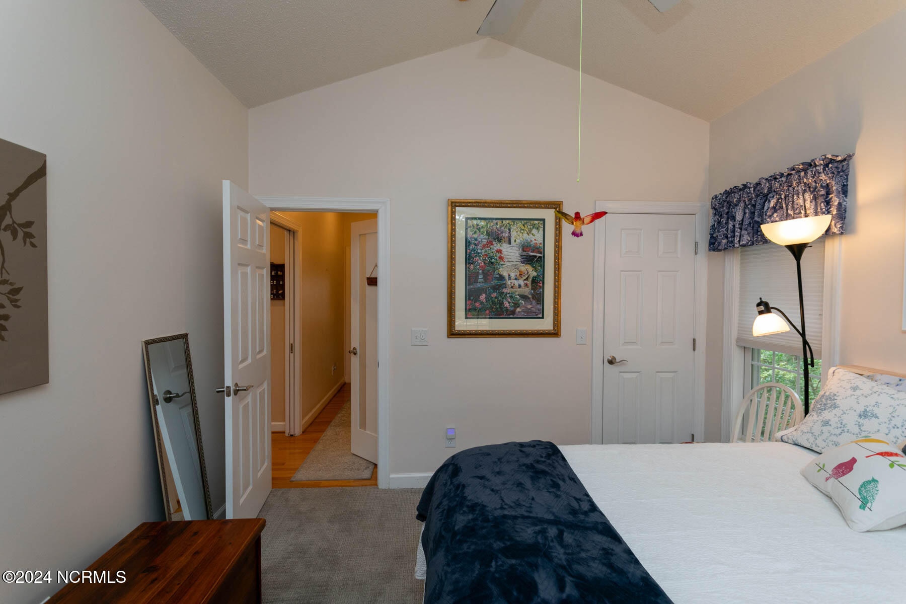 108 Devonshire Avenue E