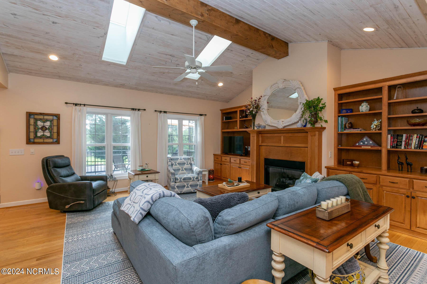 108 Devonshire Avenue E