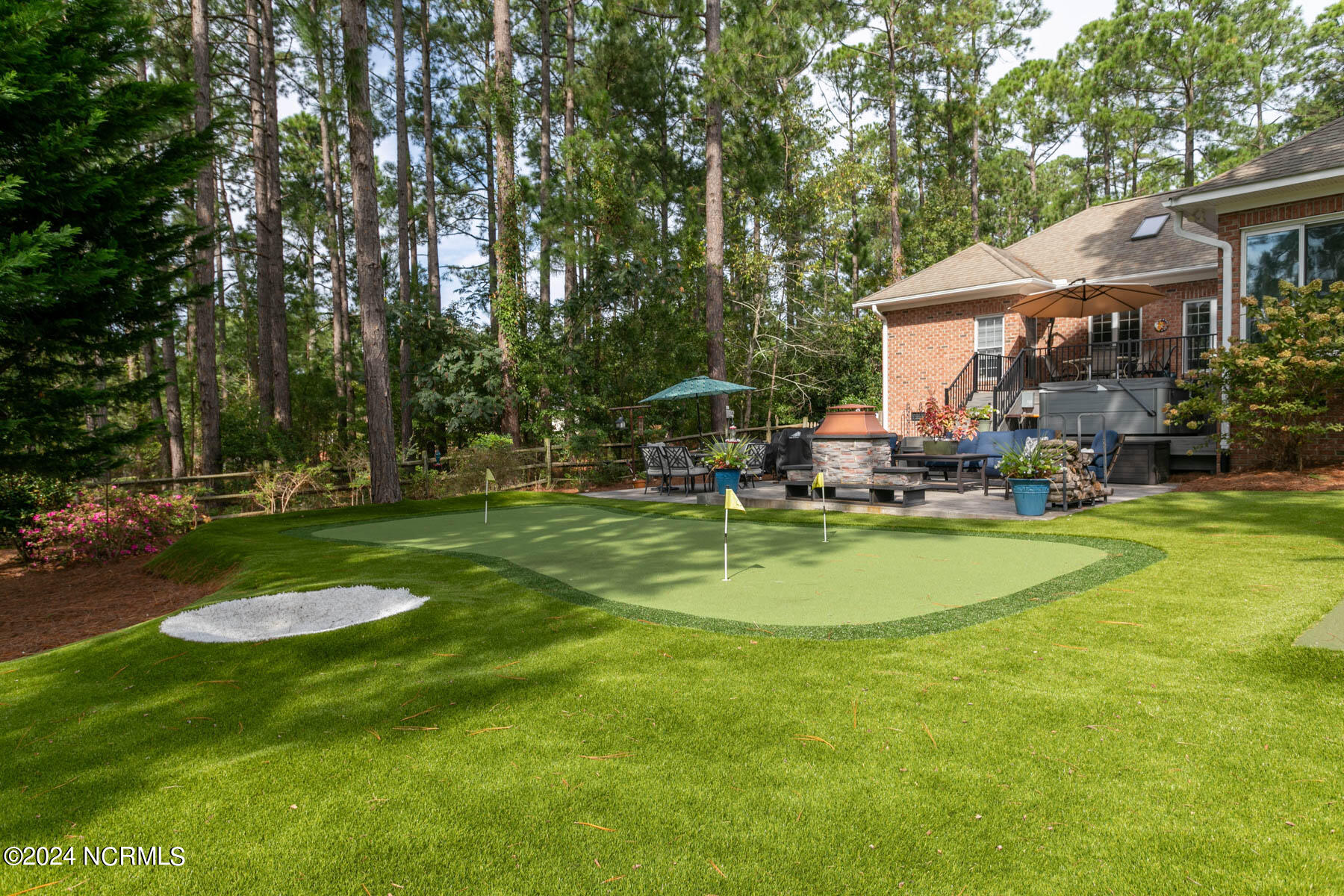 108 Devonshire Avenue E