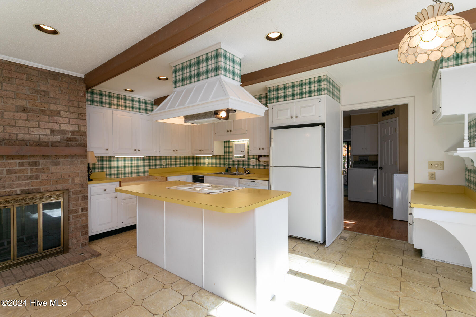 110 Burning Tree Road