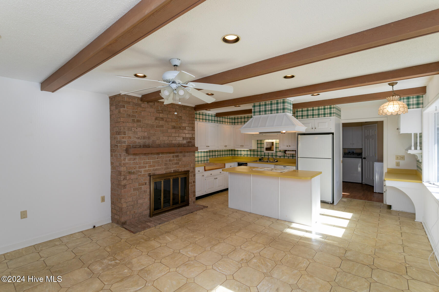 110 Burning Tree Road