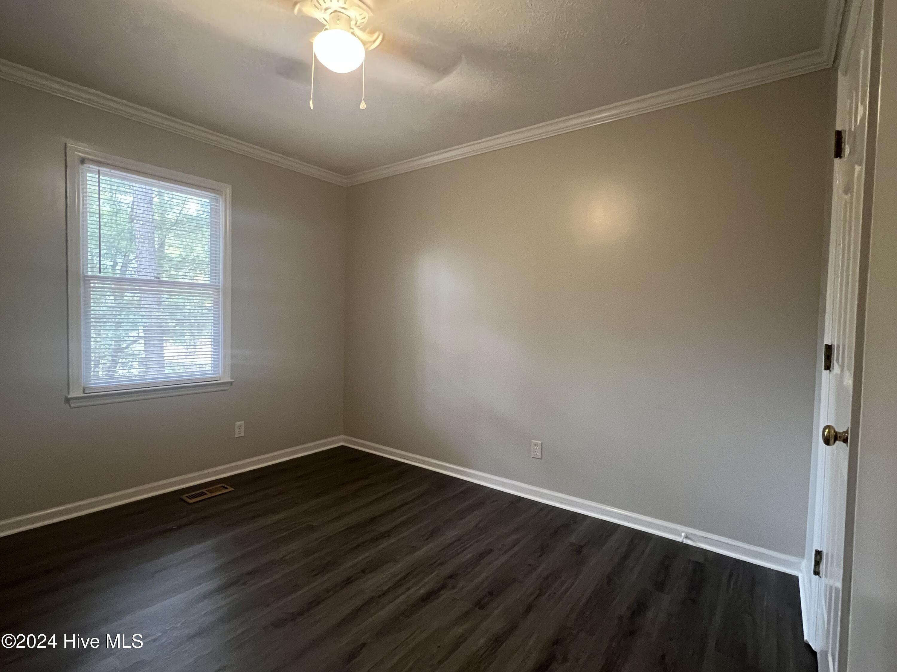 2605 Longleaf Drive SW