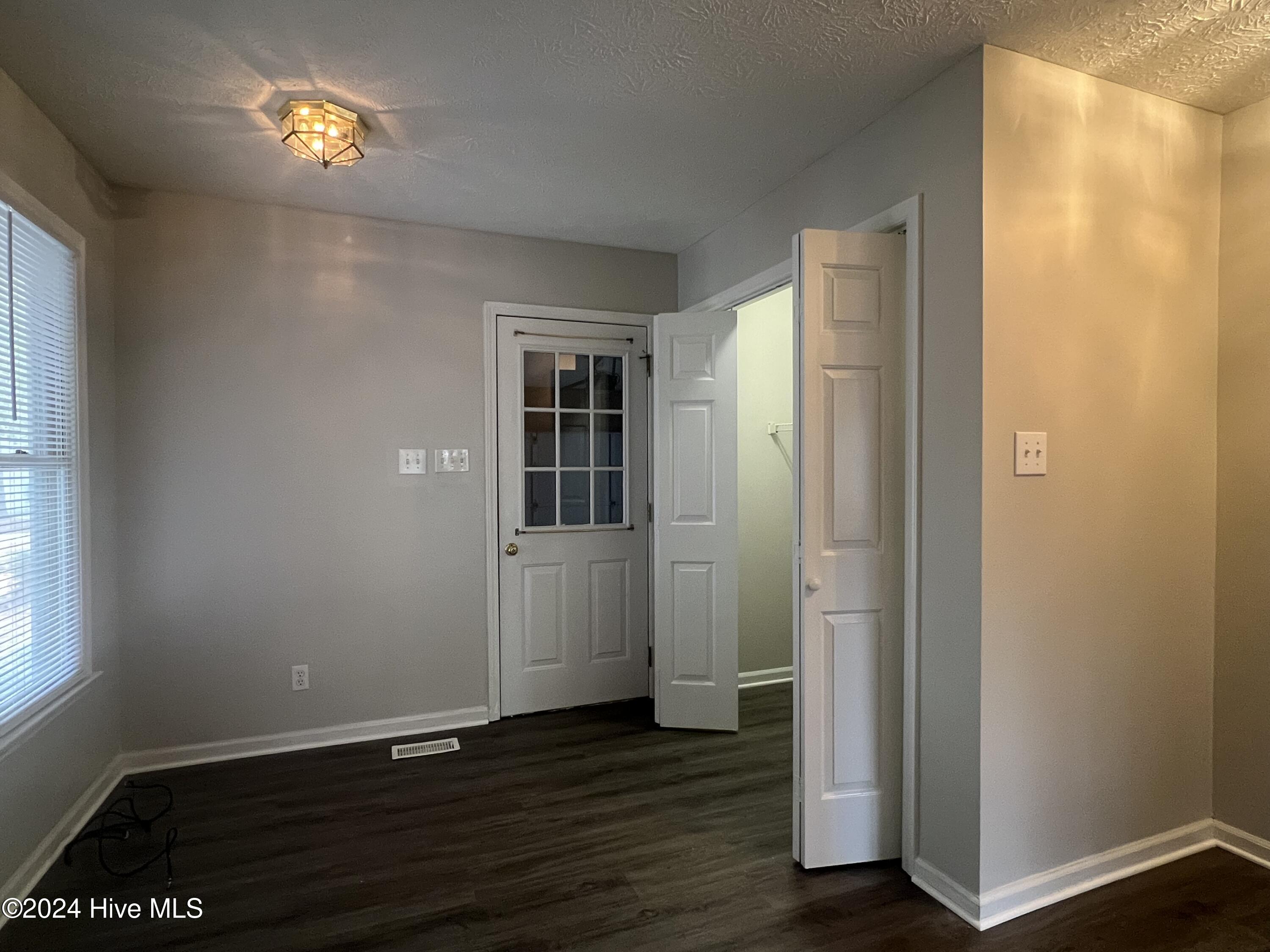 2605 Longleaf Drive SW