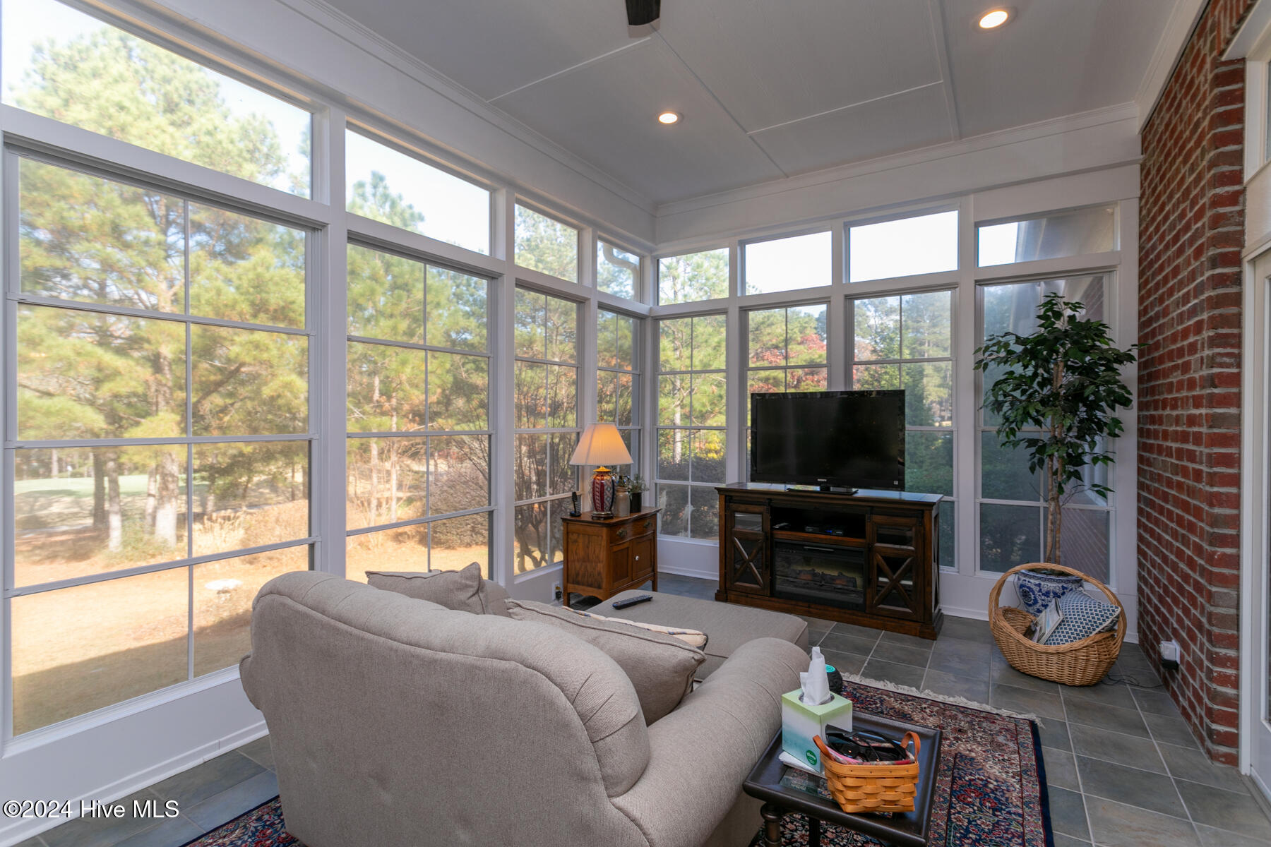 18 Abbottsford Drive