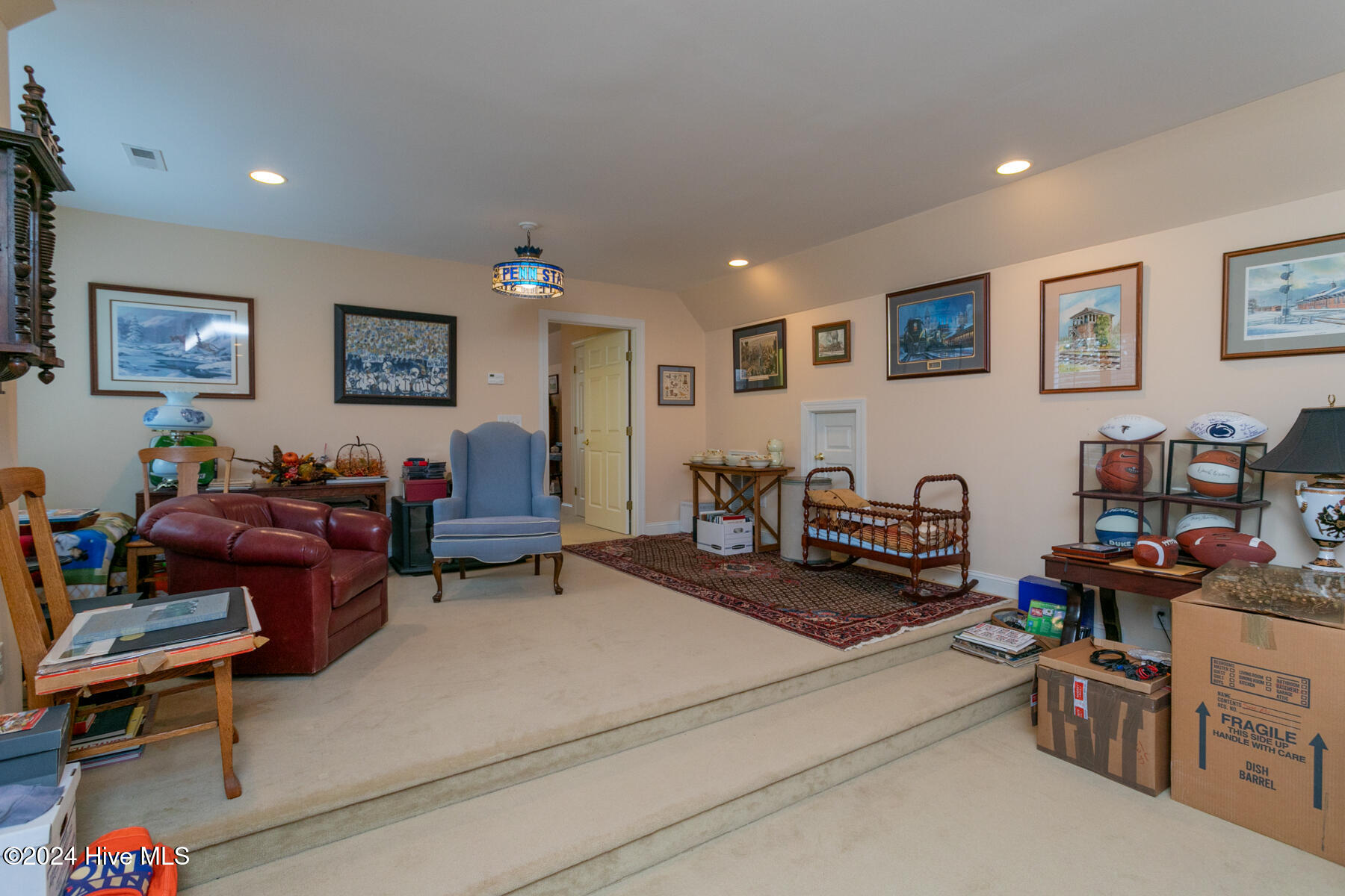 18 Abbottsford Drive
