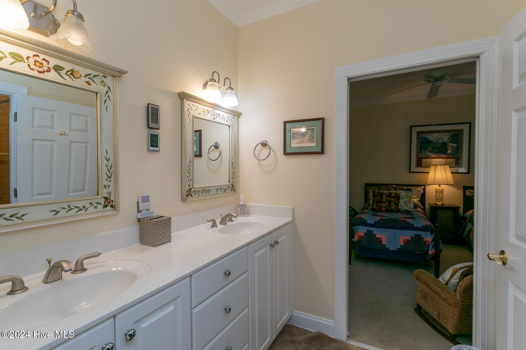 18 Abbottsford Drive