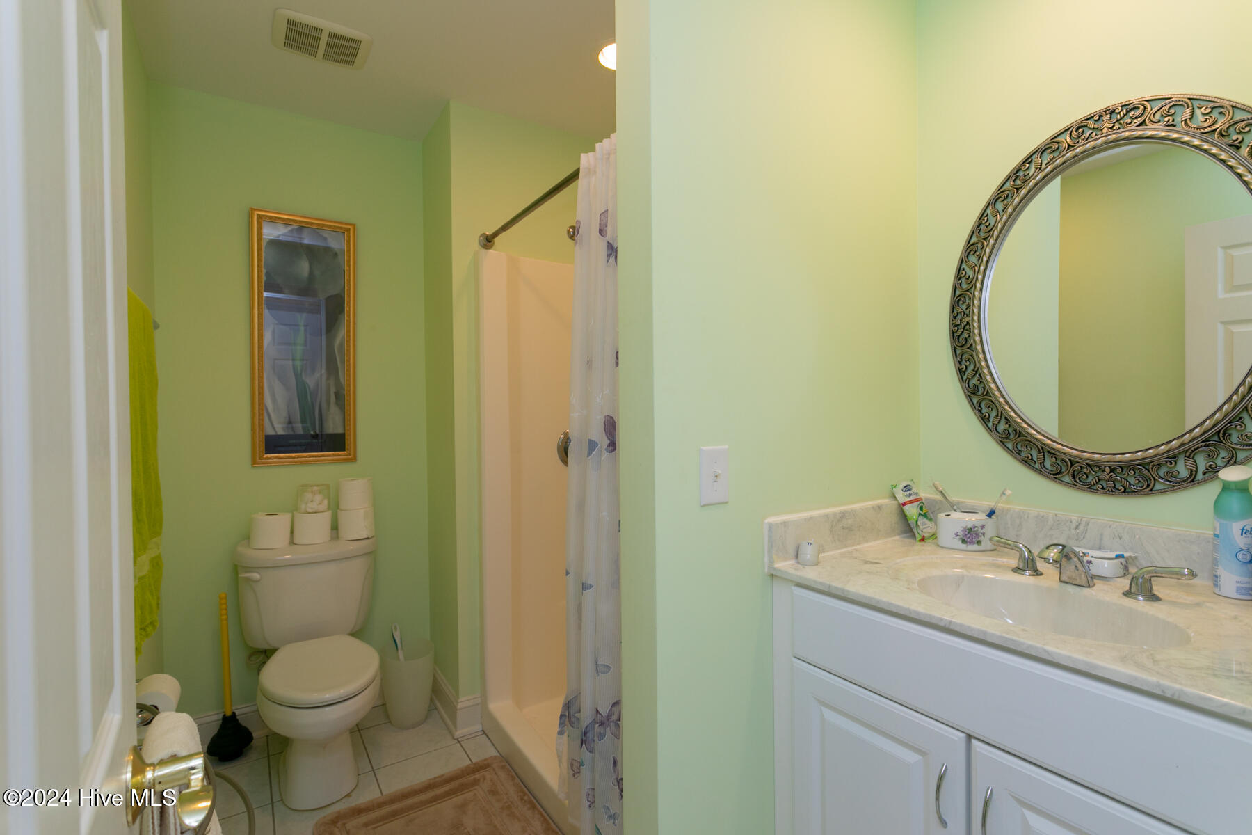 18 Abbottsford Drive