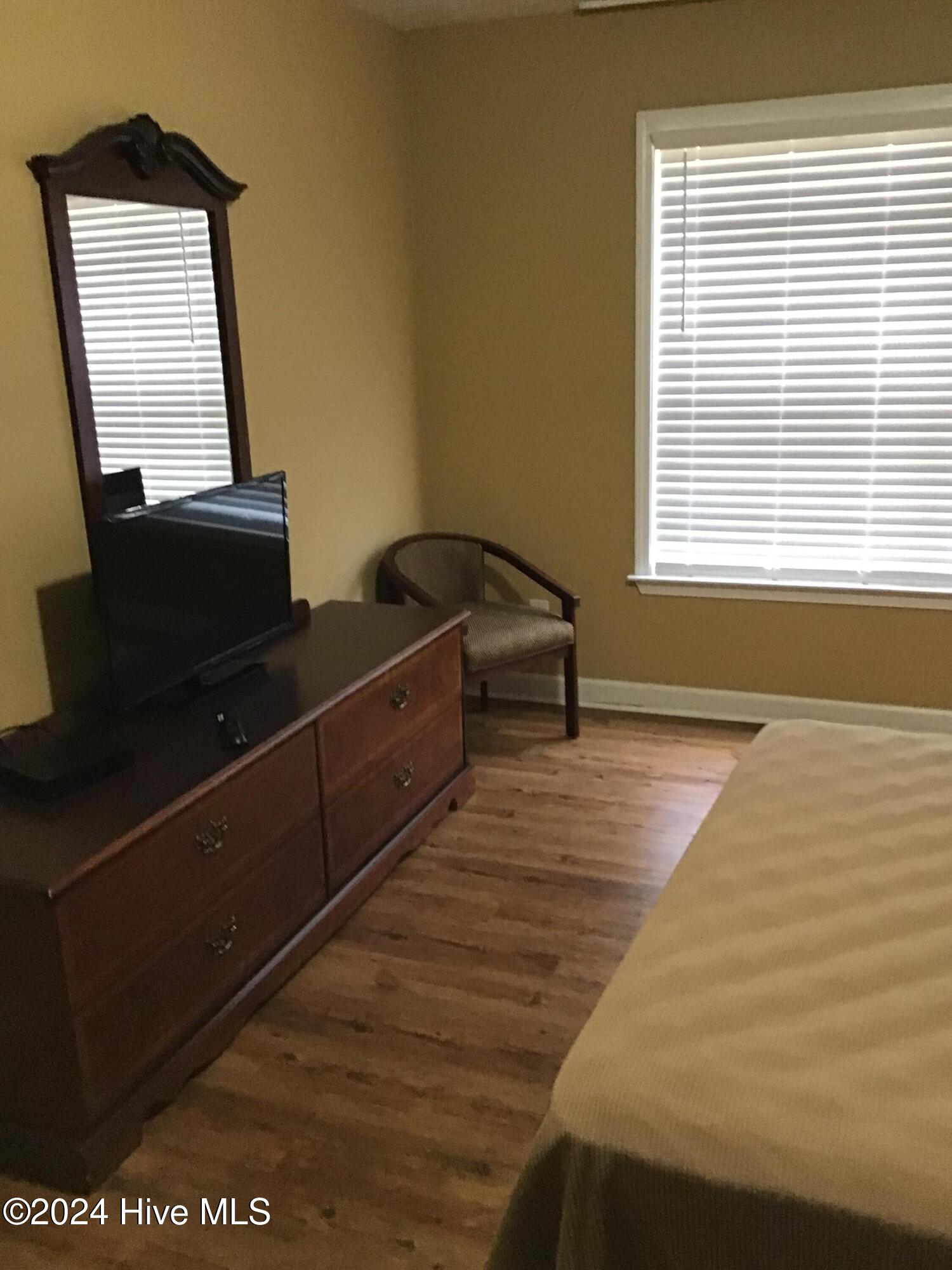 490 Little River Farm Boulevard, 101a