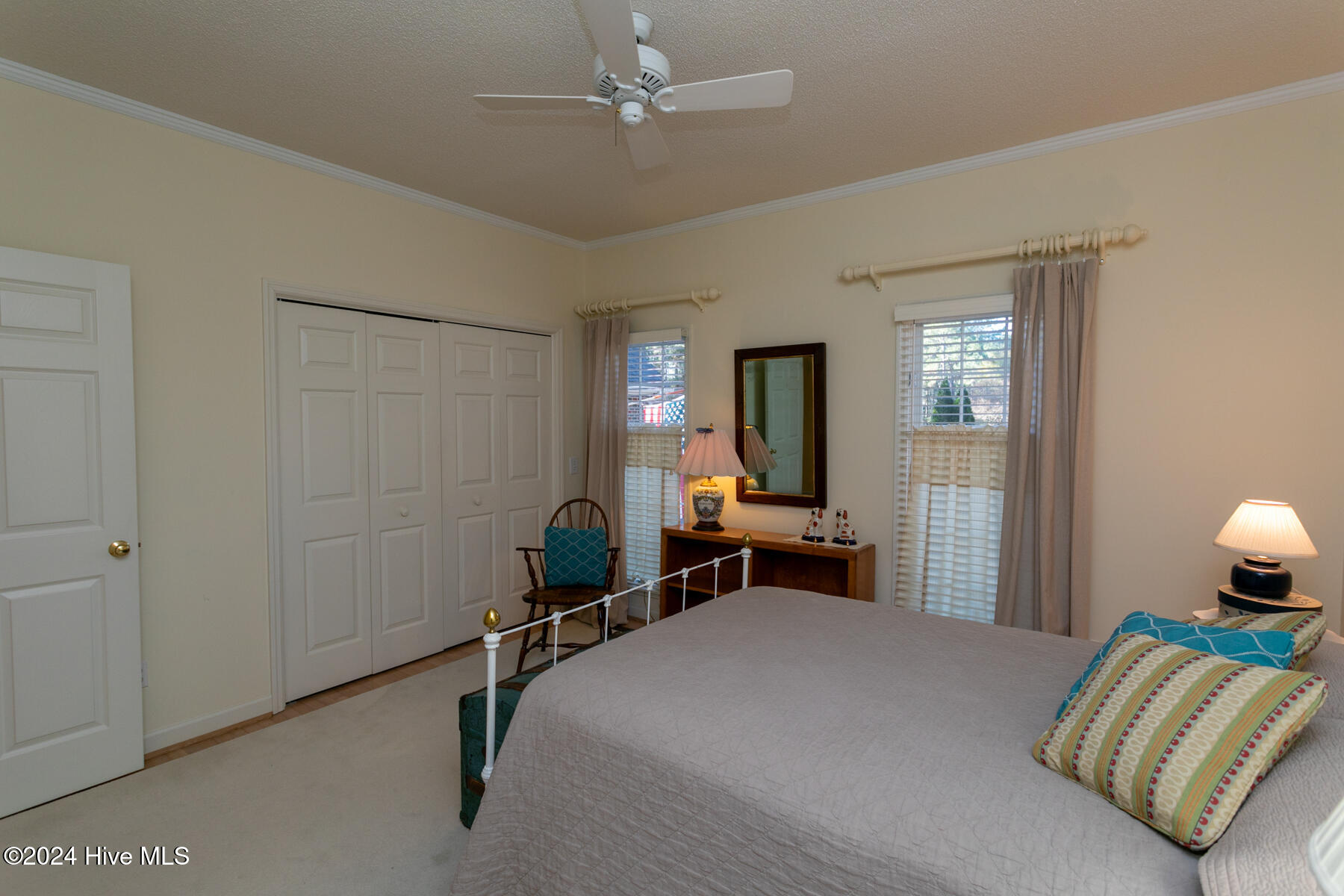 290 Lake Forest Drive