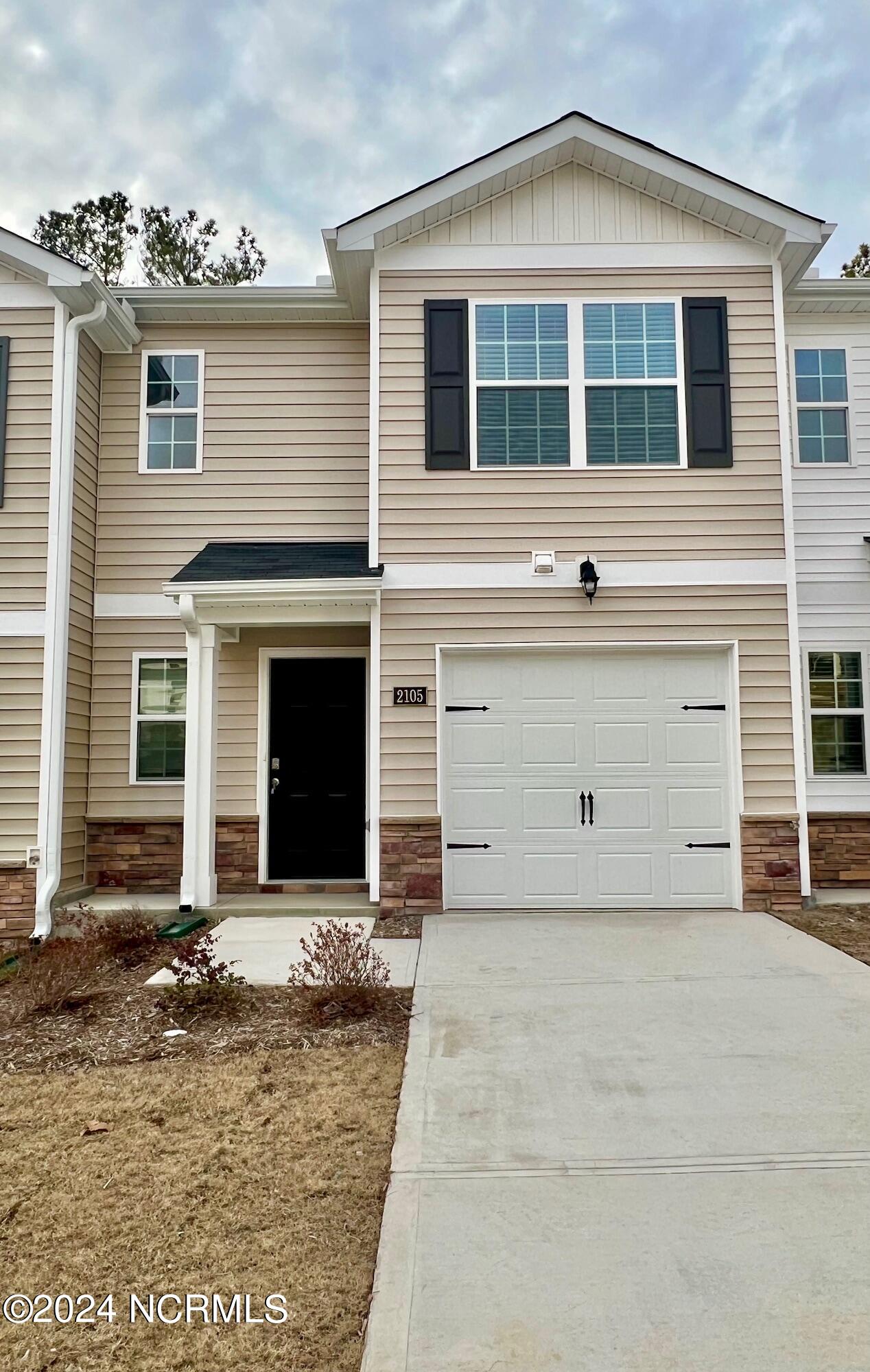 2105 Gracie Lane