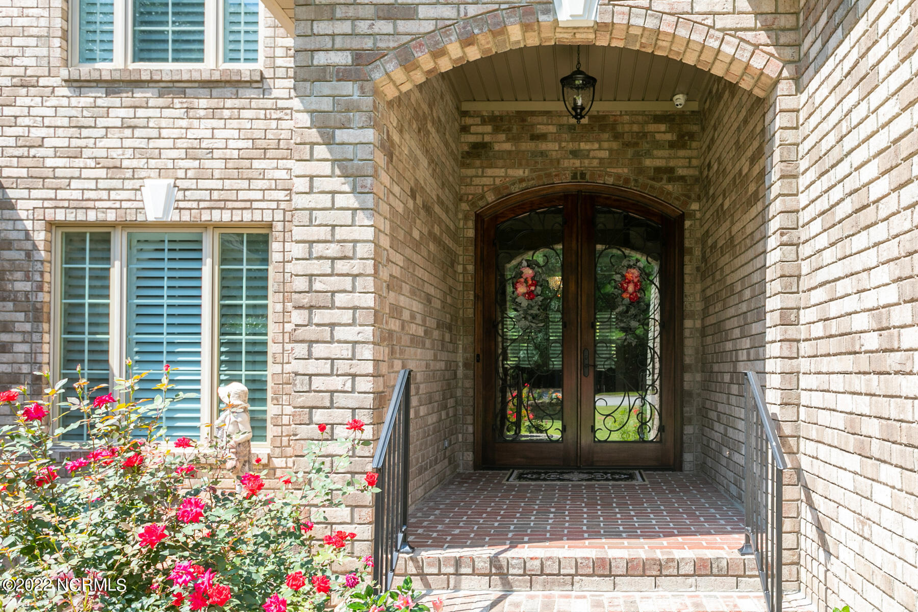 105 Bancroft Court