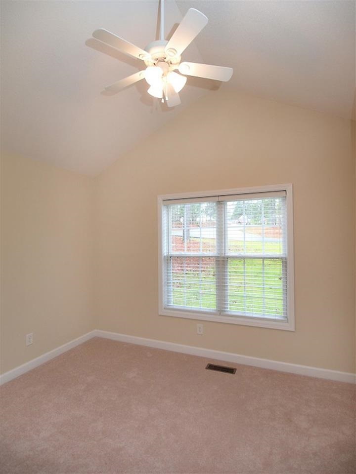 6 Asheville Way