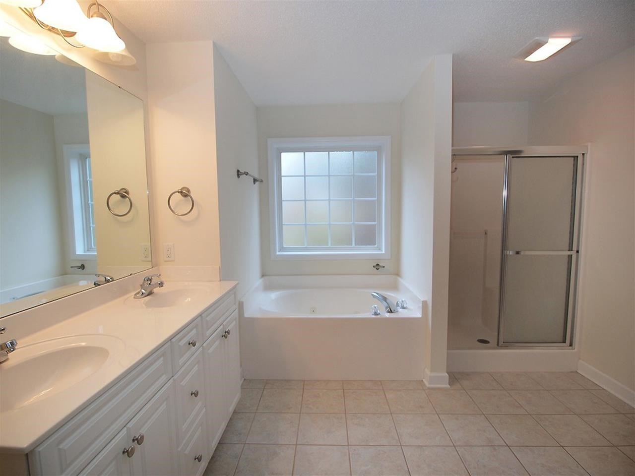 6 Asheville Way