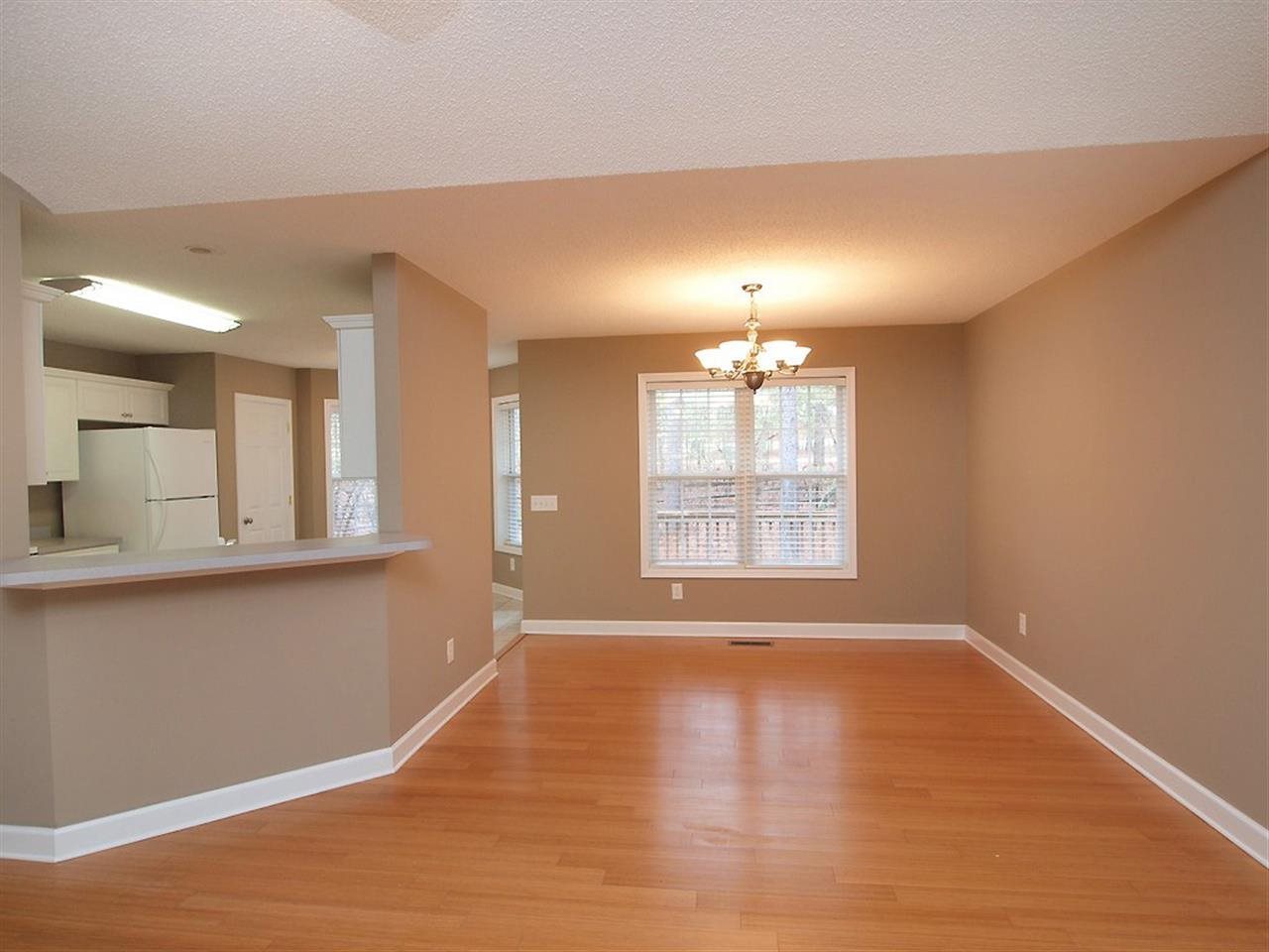 6 Asheville Way