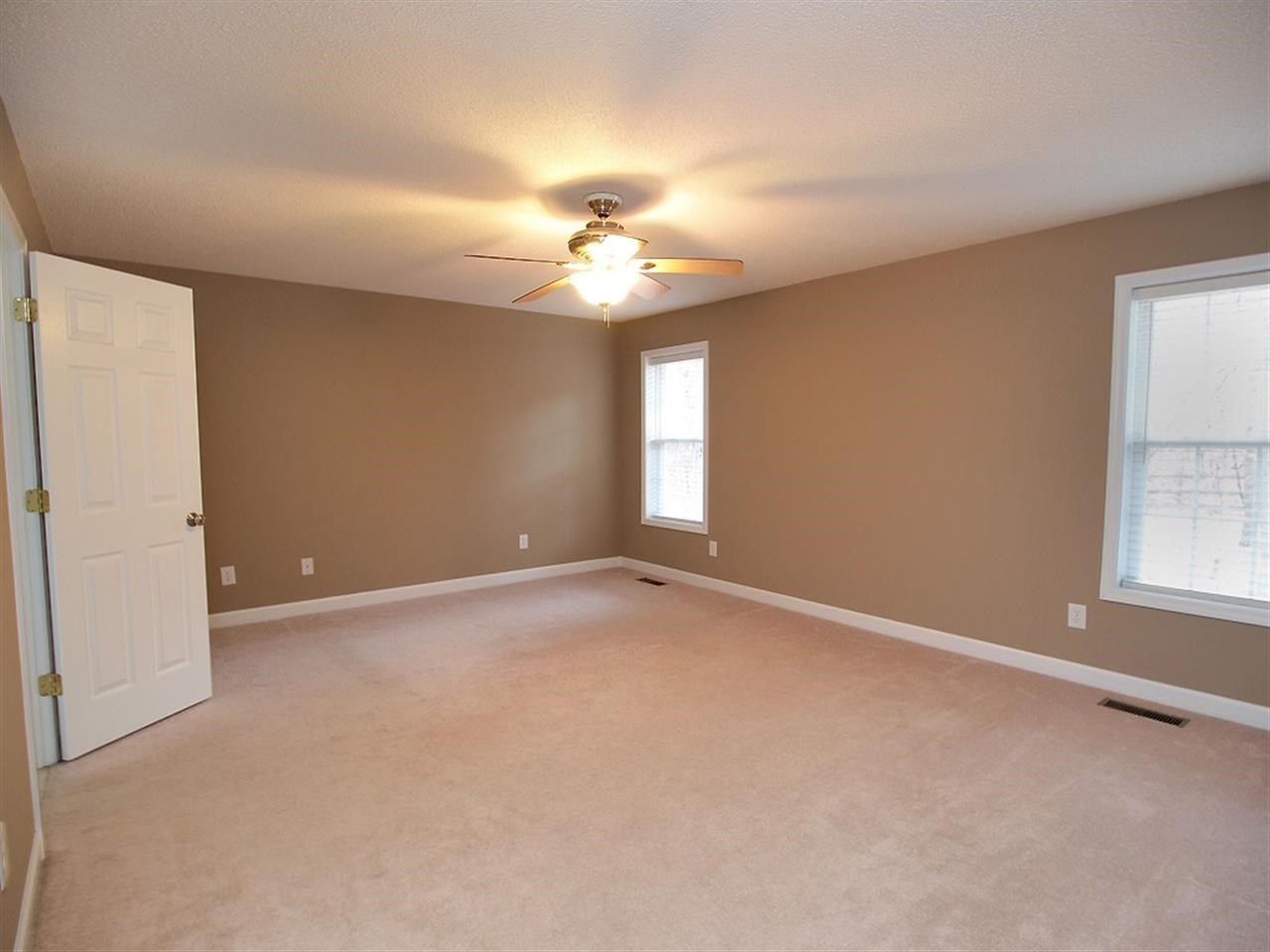6 Asheville Way