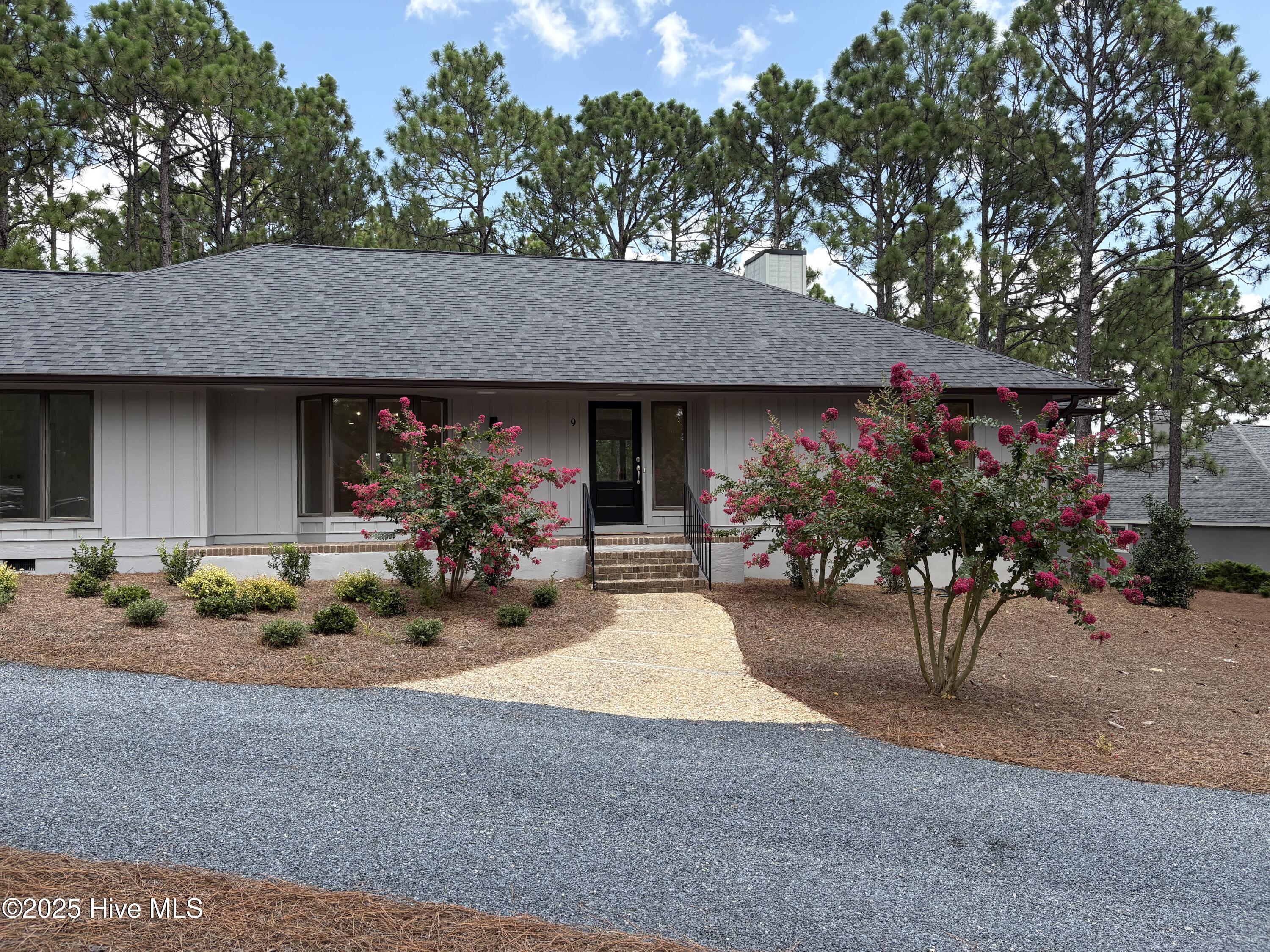 9 Sedgefield Lane