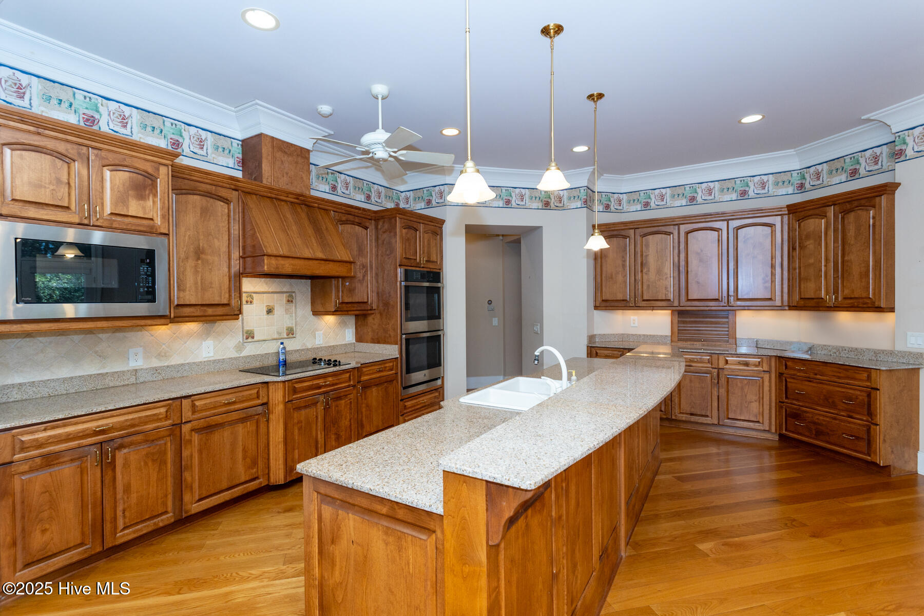 18 Hobkirk Court
