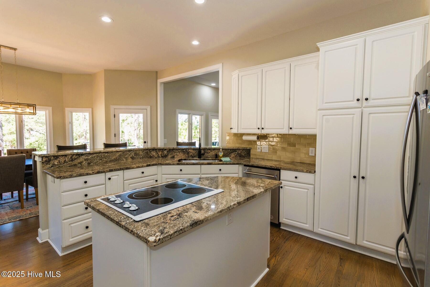 86 Sakonnet Trail