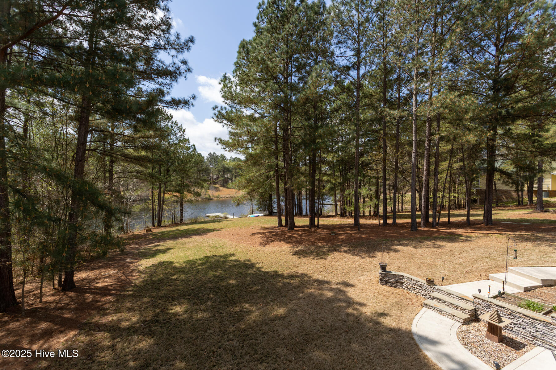 115 Ellens Point