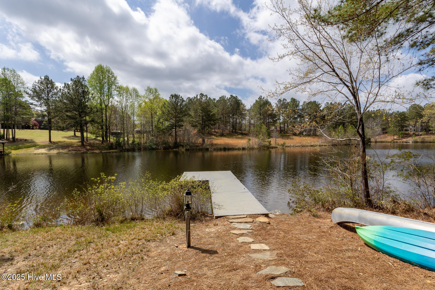 115 Ellens Point