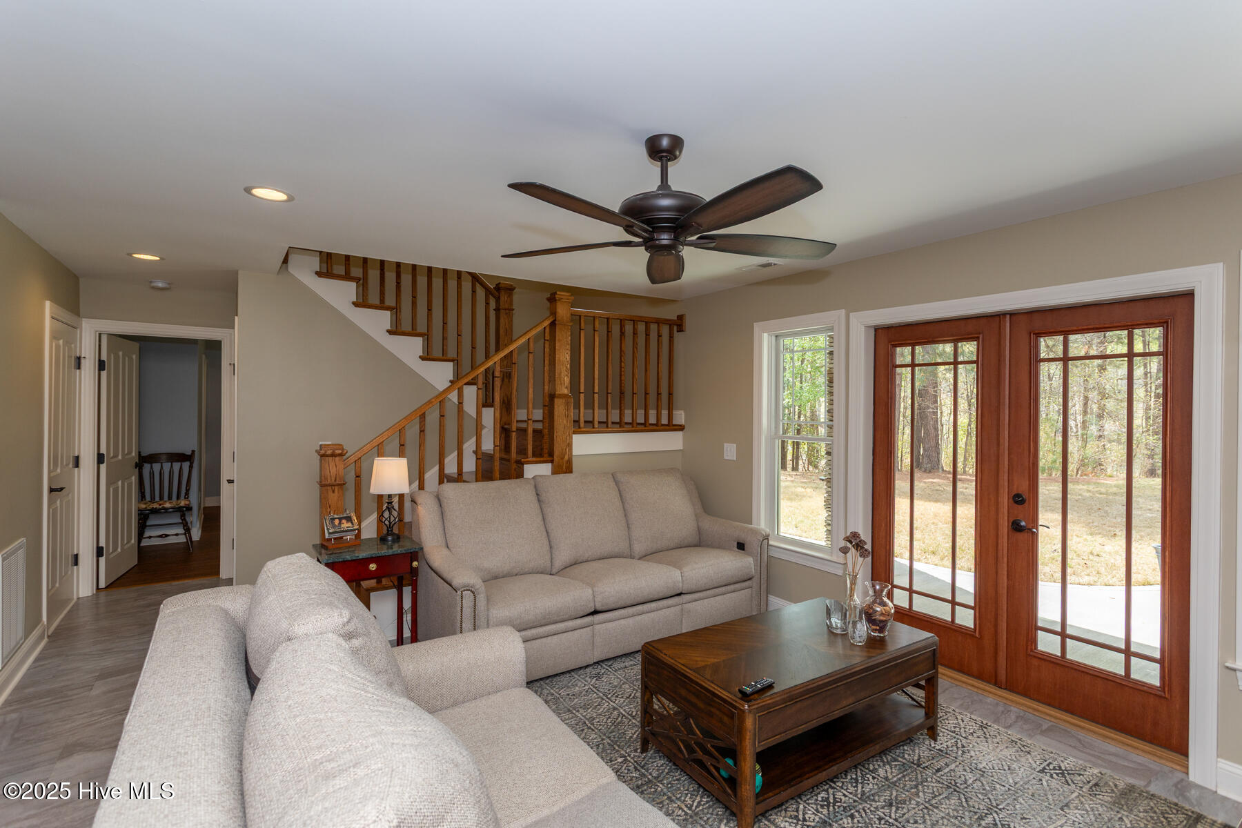 115 Ellens Point
